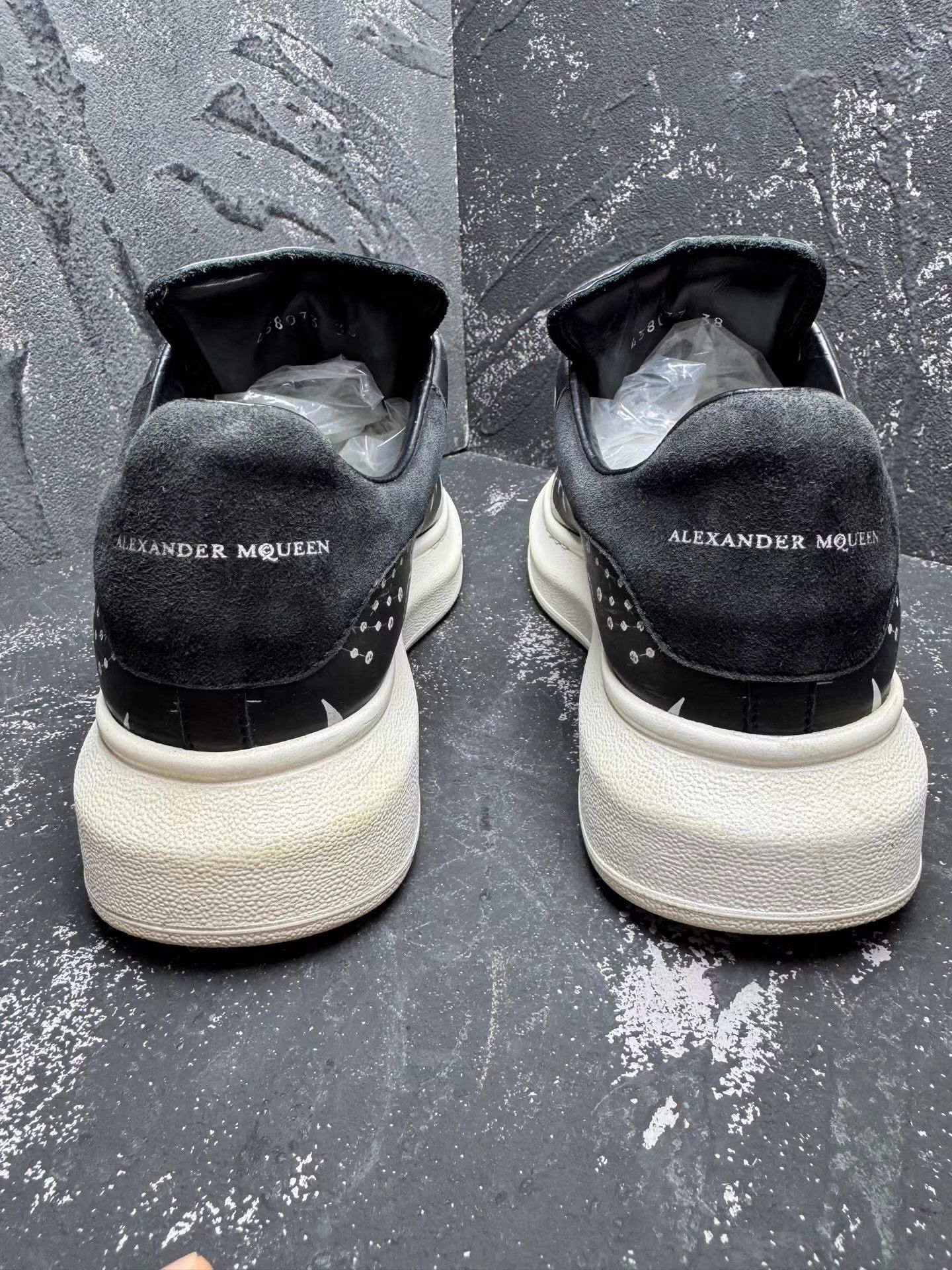 Alexander McQueen Alexander McQueen BlackLimitedEdition Platform Sneakers Q10 Size US 8 / IT 38 - 3 Thumbnail