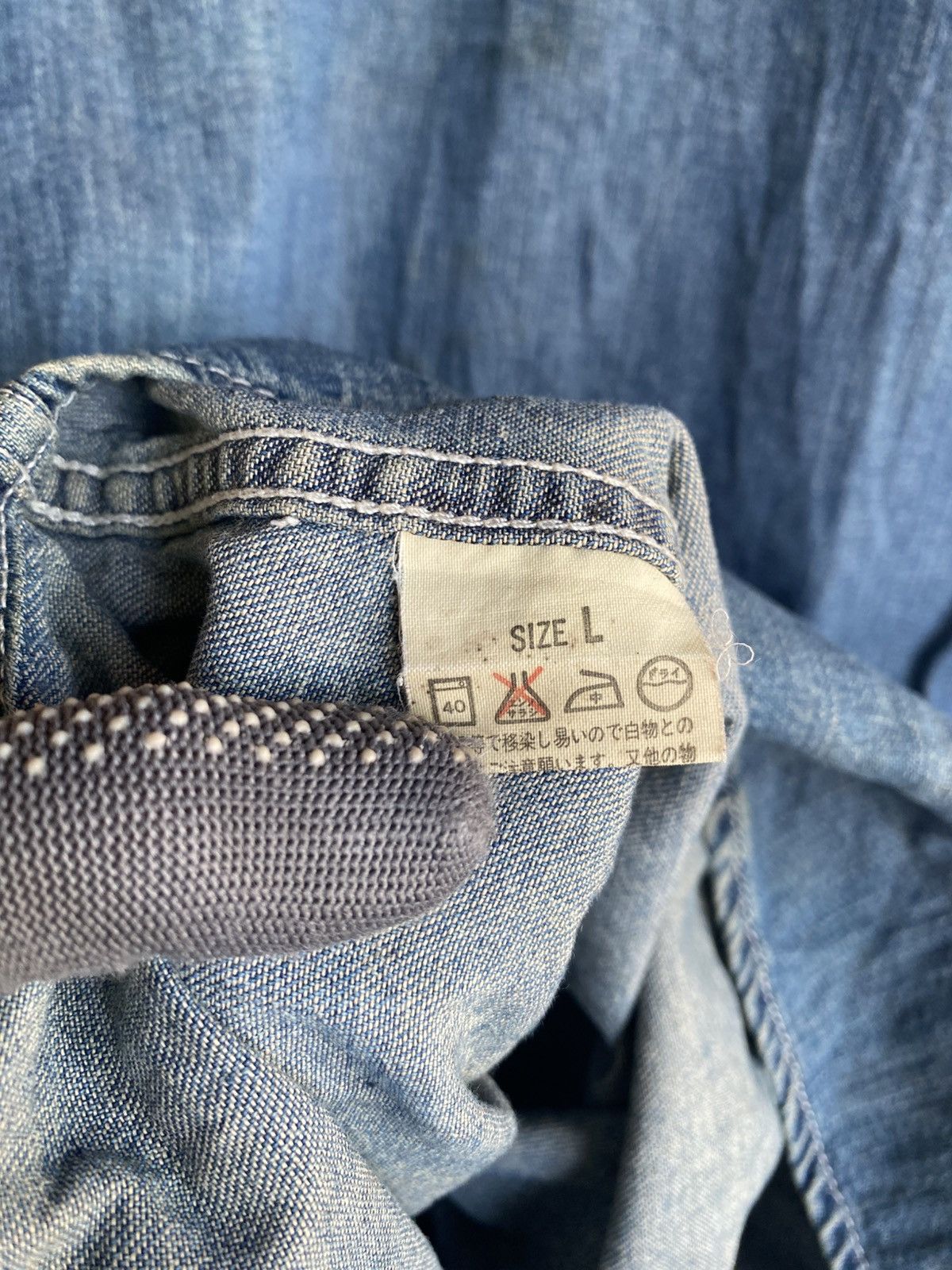 Levi's Vintage Levi’s Denim Shirt - Men’s Western Pearl Snap Button Size US L / EU 52-54 / 3 - 10 Thumbnail