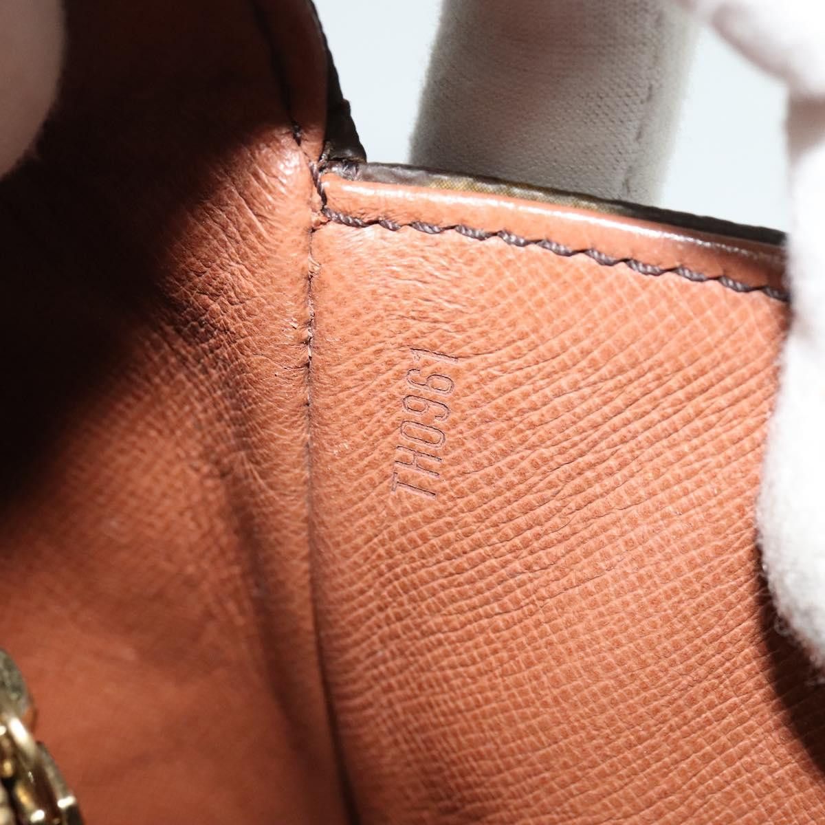 Louis Vuitton LOUIS VUITTON Monogram Saint Cloud GM Shoulder Bag M51242 Size ONE SIZE - 12 Thumbnail