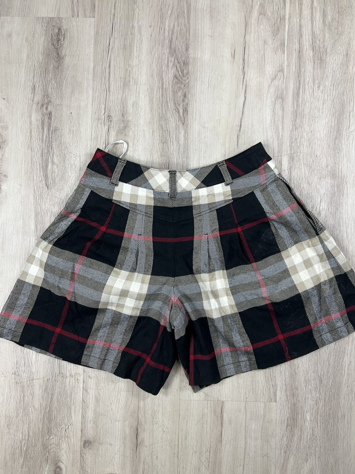 Burberry short Pants