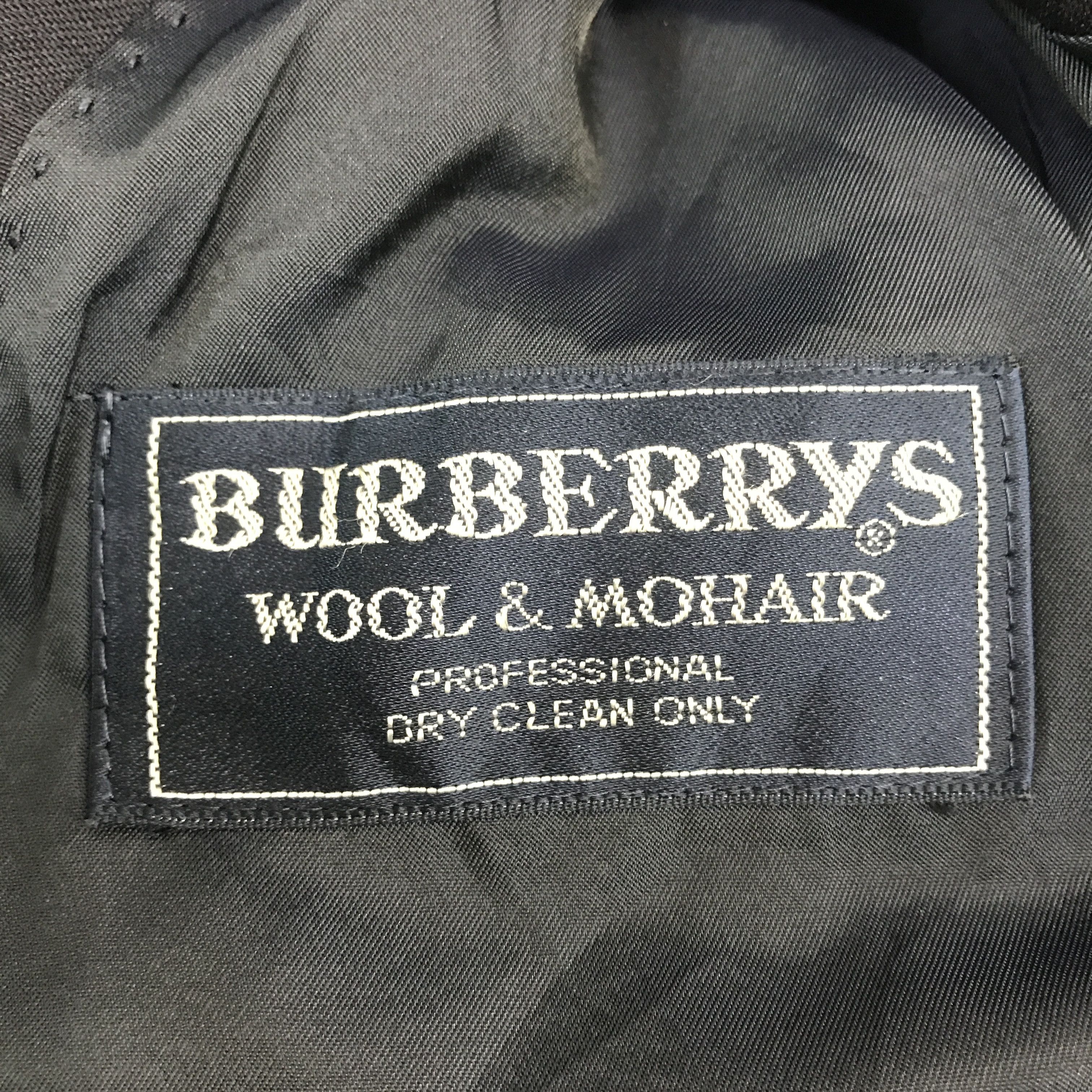 Burberry × Vintage Burberry men’s Double breast Gold button blazer jacket Size US L / EU 52-54 / 3 - 9 Thumbnail