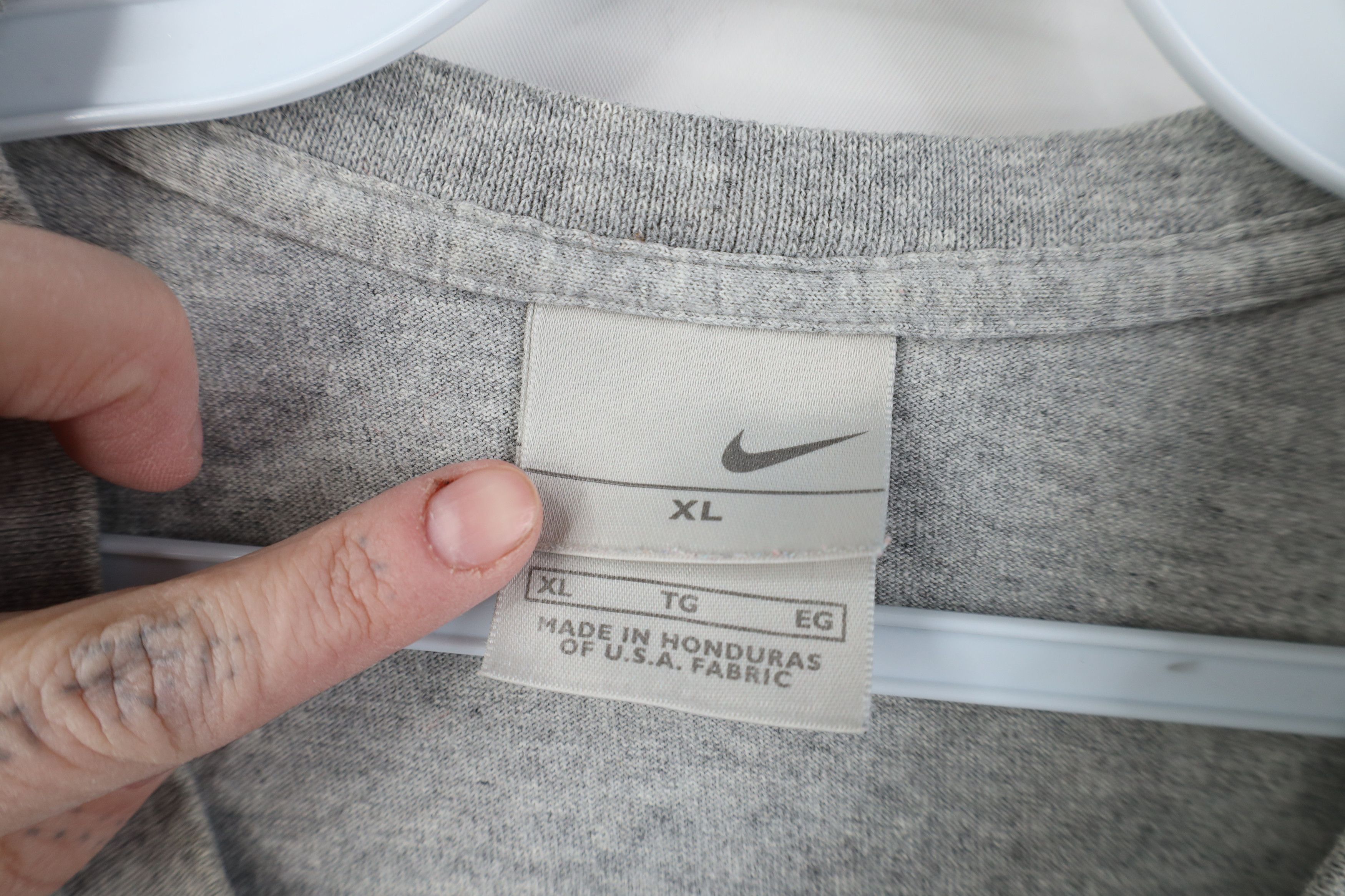 Nike Vintage Y2K Nike Spell Out Paint Streak Long Sleeve T-Shirt Size US XL / EU 56 / 4 - 10 Thumbnail