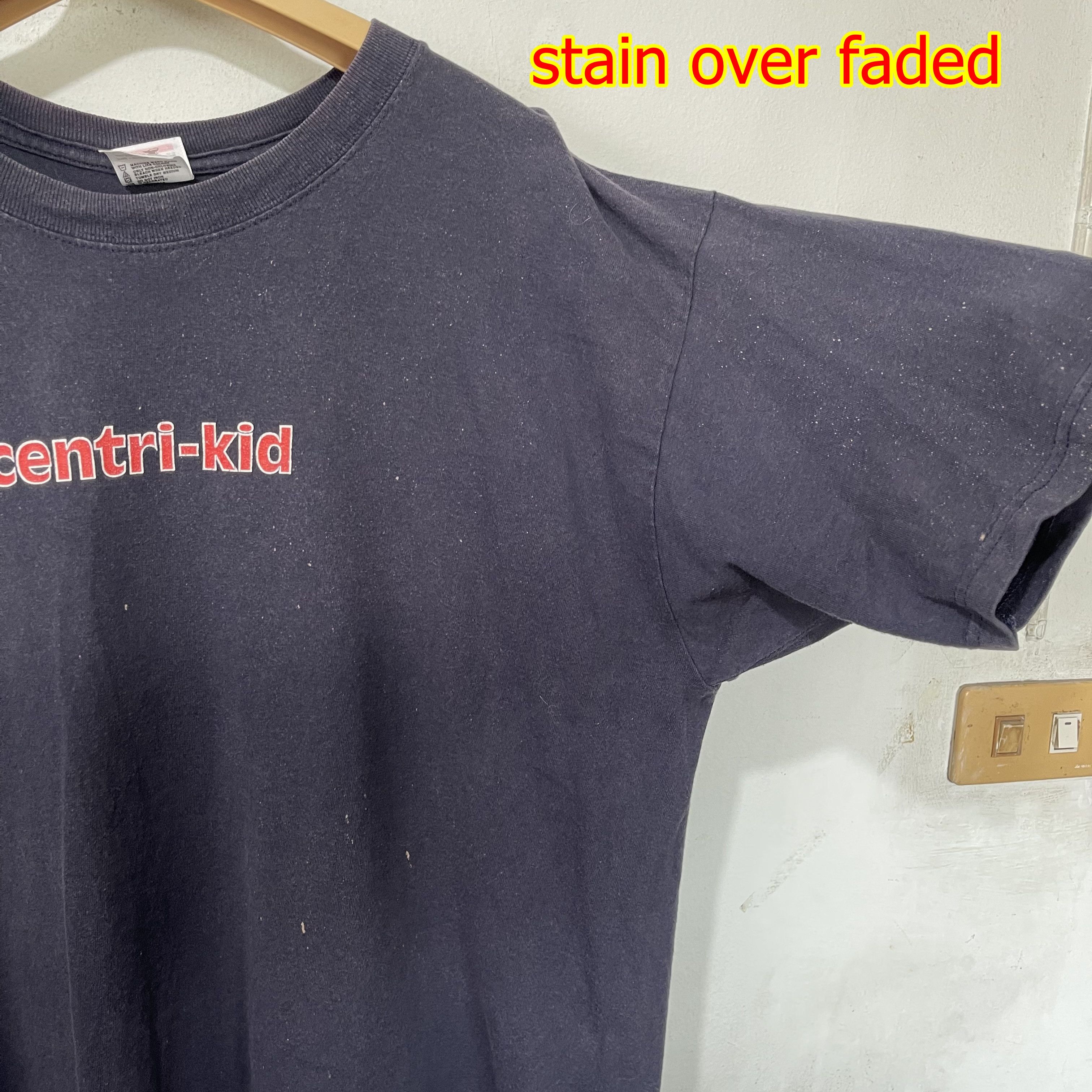 Vintage Vintage Centri-Kid Skateboards T-Shirt Size US XL / EU 56 / 4 - 7 Thumbnail