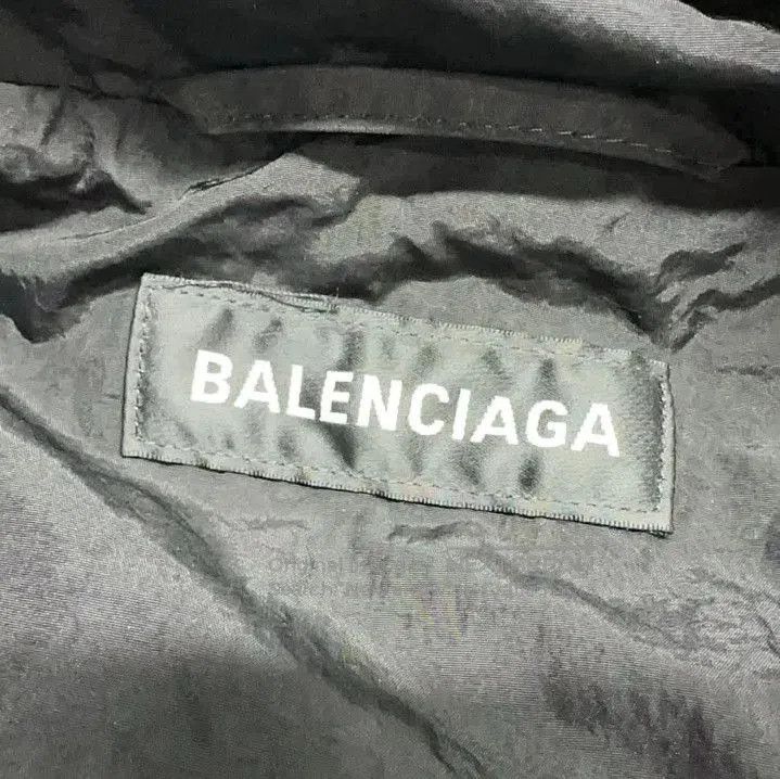 Balenciaga Balenciaga Men's Black Hooded Jacket with Pockets. Size US L / EU 52-54 / 3 - 4 Thumbnail