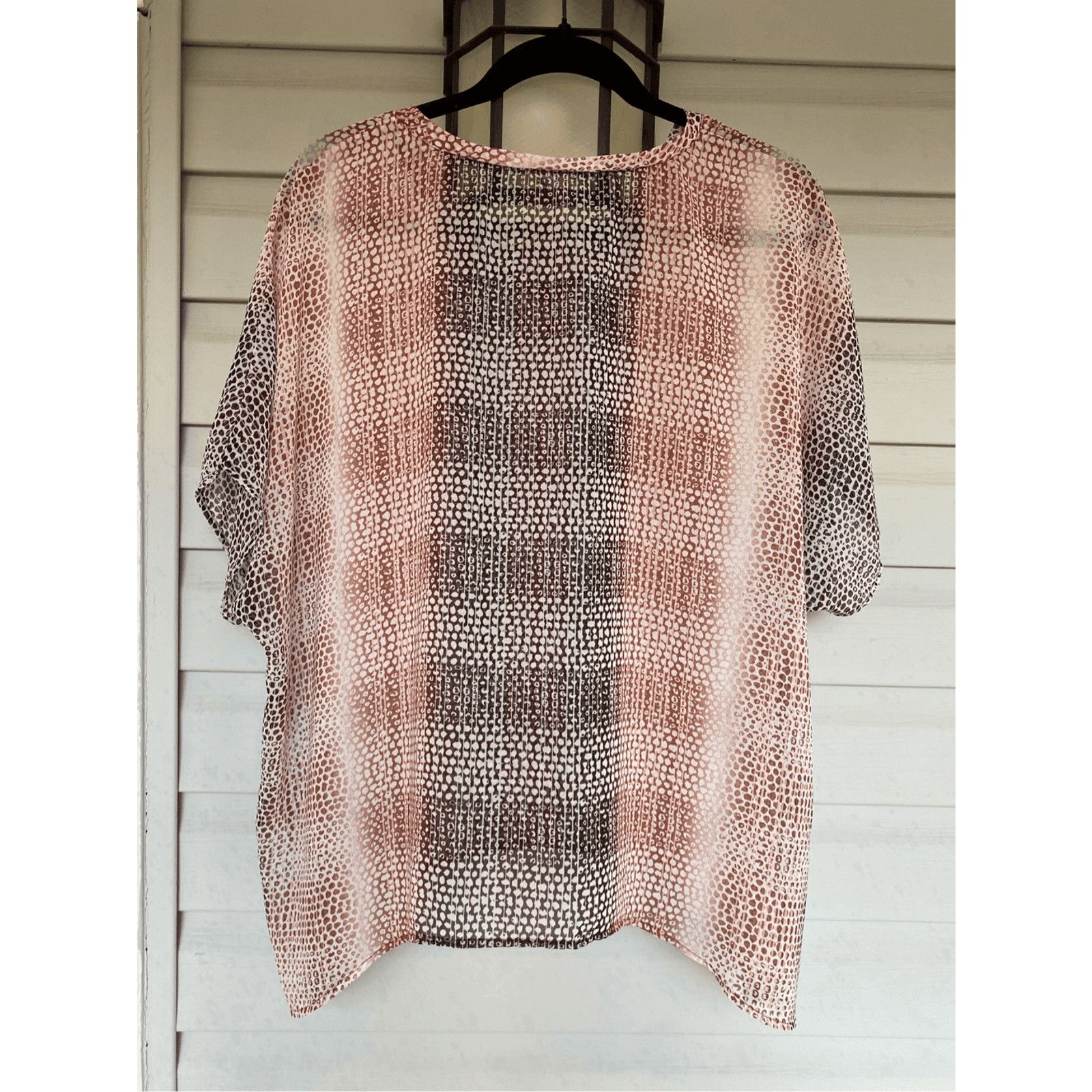 Anthropologie CAbi #240 Sheer "Cover Up Tee" Blouse Brown Size Medium Size M / US 6-8 / IT 42-44 - 4 Thumbnail
