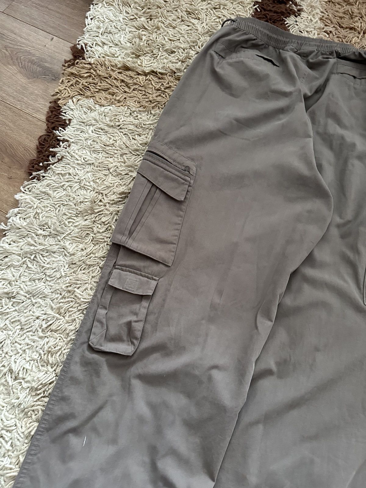 Nike × Vintage 🔥VINTAGE Y2K 2000’s NIKE CARGO TRACKPANTS🔥 Size US 34 / EU 50 - 9 Thumbnail
