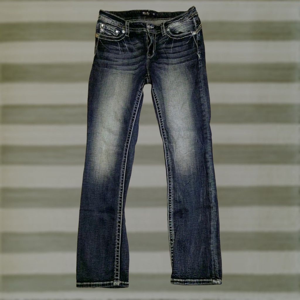 Miss Me Miss Me Rhinestone Embellished Size 31 Signature Straight Low Rise Jeans 33x31 Blue Denim Wild Western Cowboy Rock 5-Pocket Womens Jeans Size 24" / US 00 / IT 34 - 1 Thumbnail