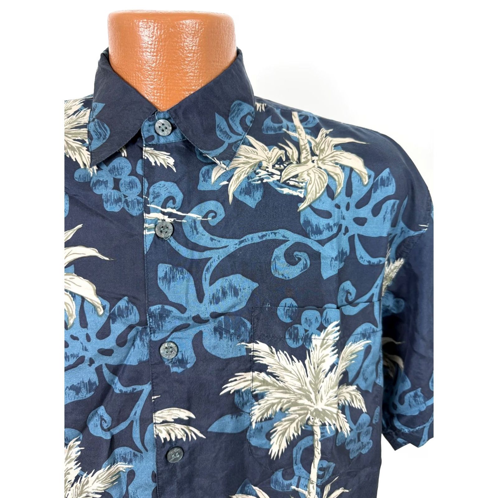 Vintage VINTAGE 90s Summa Hawaiian Shirt Men S Oversized Floral Palm Tree Luau Navy Button-Up Shirt Size US S / EU 44-46 / 1 - 2 Thumbnail