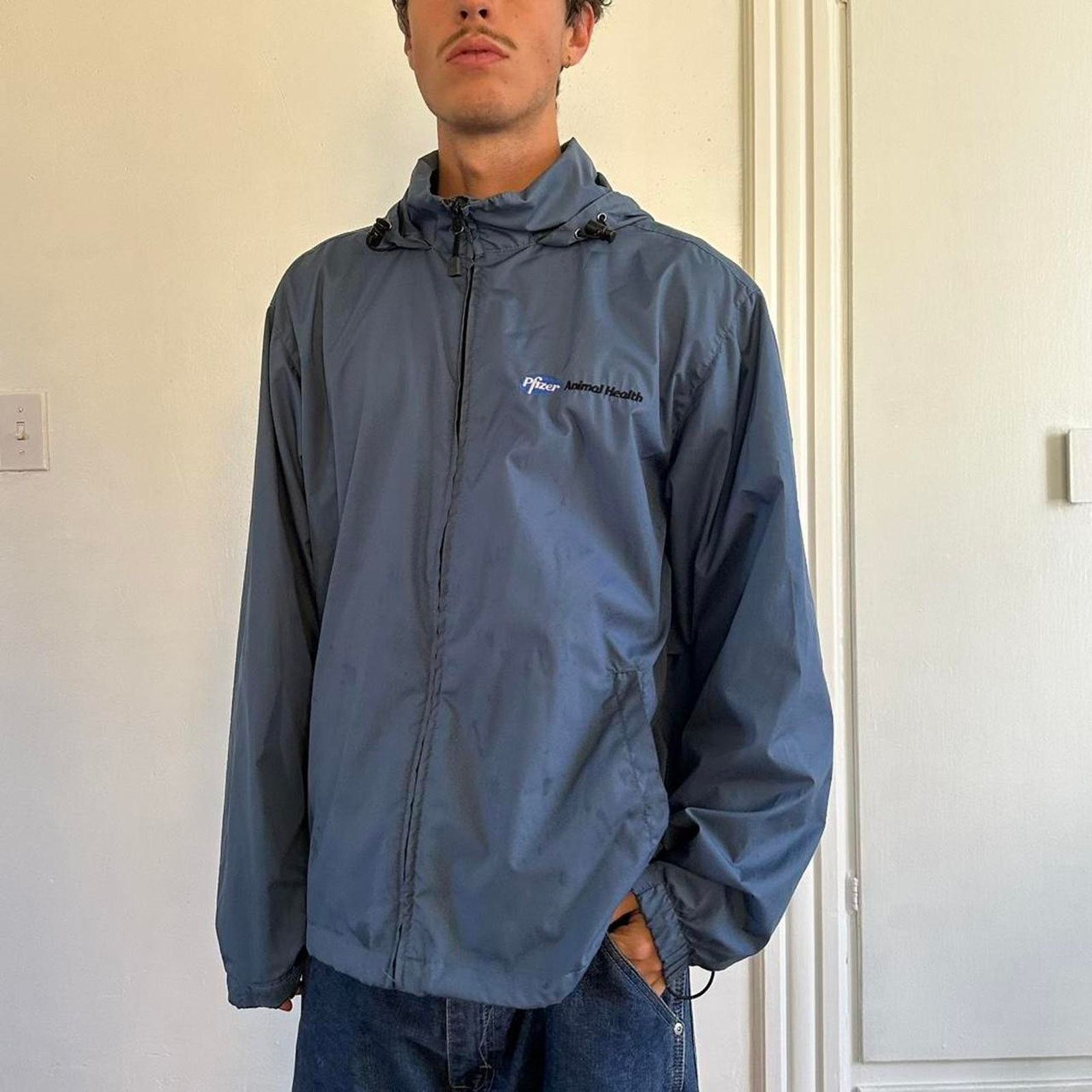Vintage Rre Pfizer Animal Health Medical Hospital Windbreaker Jacket Size US L / EU 52-54 / 3 - 8 Thumbnail