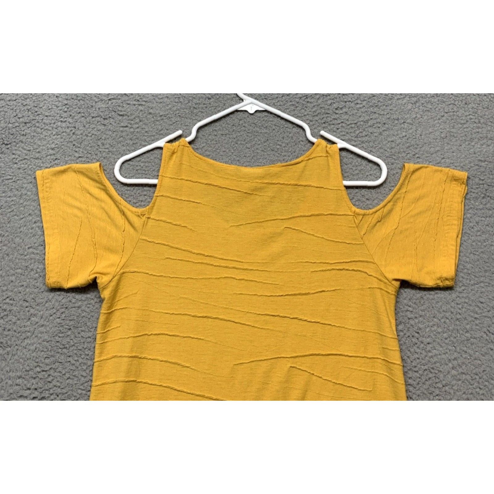Yeti Yak & Yeti Women’s Dress Mustard Color Sz M 3” Side Slit 1 Pocket Drop Shoulder Casual Summer Knee Length Shirt Womens Size M / US 6-8 / IT 42-44 - 6 Thumbnail