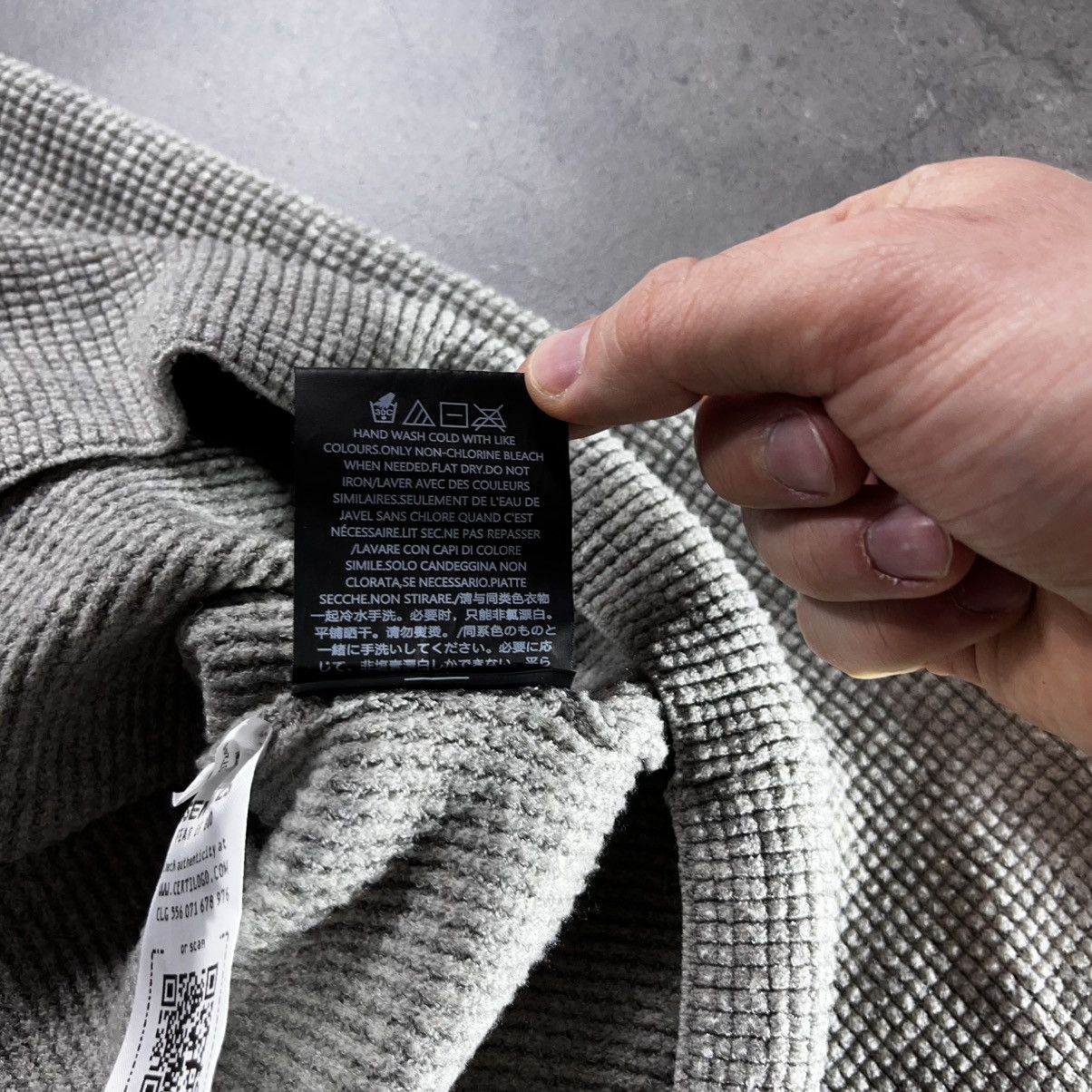Fear of God Fear of God Essentials FOG Heavy Waffle Turtleneck Sweater Size US M / EU 48-50 / 2 - 17 Thumbnail