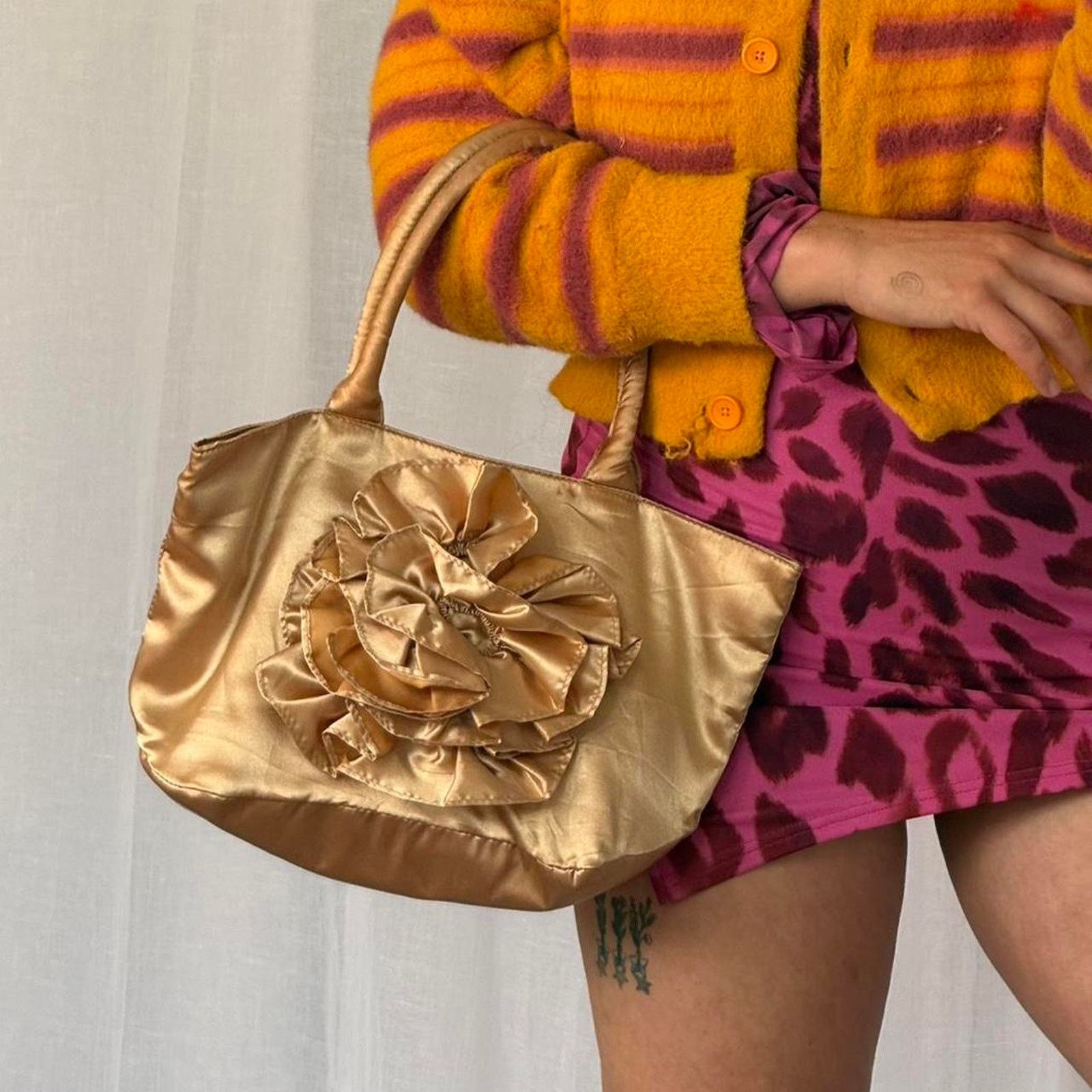 Vintage gold satin rosette mini tote/ shoulder bag Size ONE SIZE - 3 Thumbnail