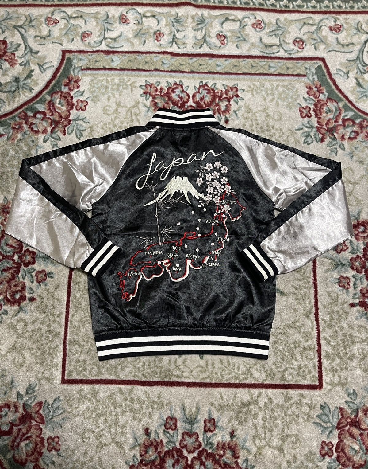 Japanese Brand 5zip five Japan map embroidery Sukajan M Size US M / EU 48-50 / 2 - 3 Thumbnail
