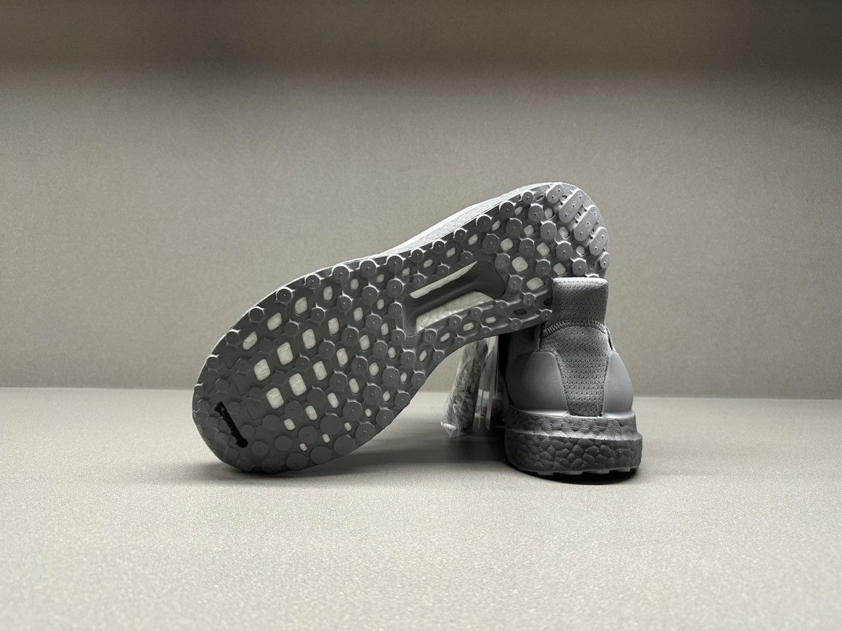 Adidas × Pharrell Adidas Solar Hu Pharrell Greyscale Pack Grey Size US 10.5 / EU 43-44 - 9 Thumbnail
