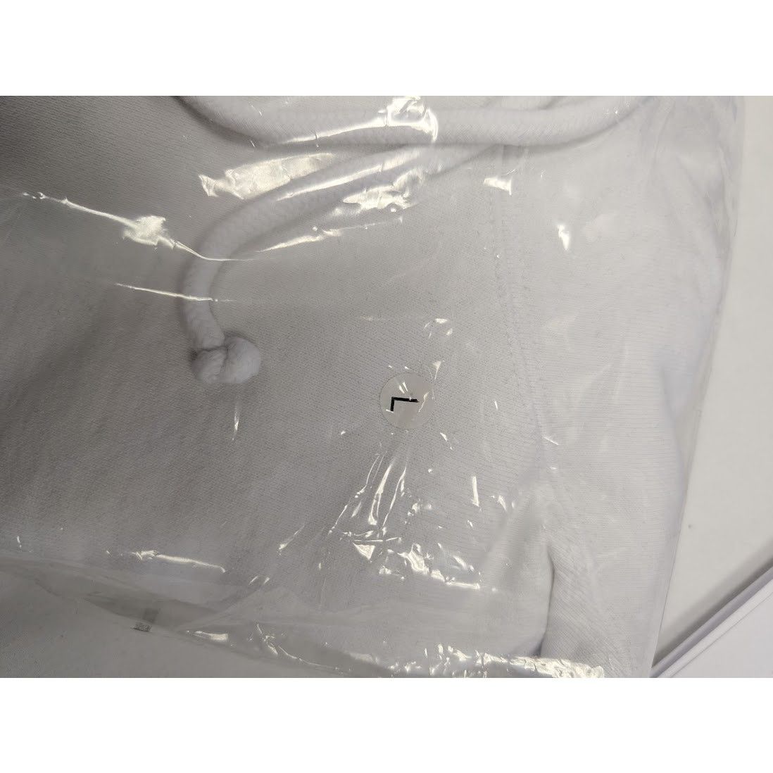 Vetements o1rshd1 Pret a Porter Hoodie in White Size US L / EU 52-54 / 3 - 22 Thumbnail