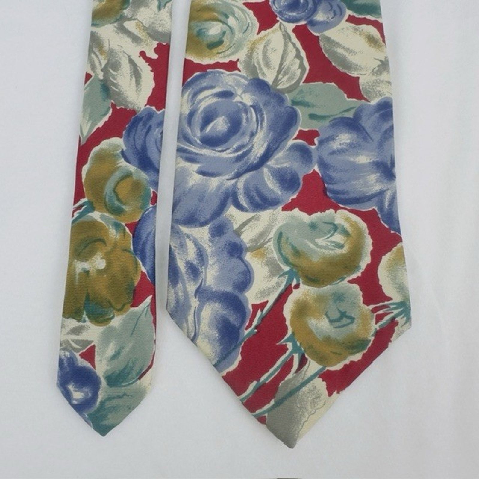 Van Heusen Van Heusen 417 Necktie Red/Blue/Green Floral Silk Preppy Size ONE SIZE - 7 Thumbnail