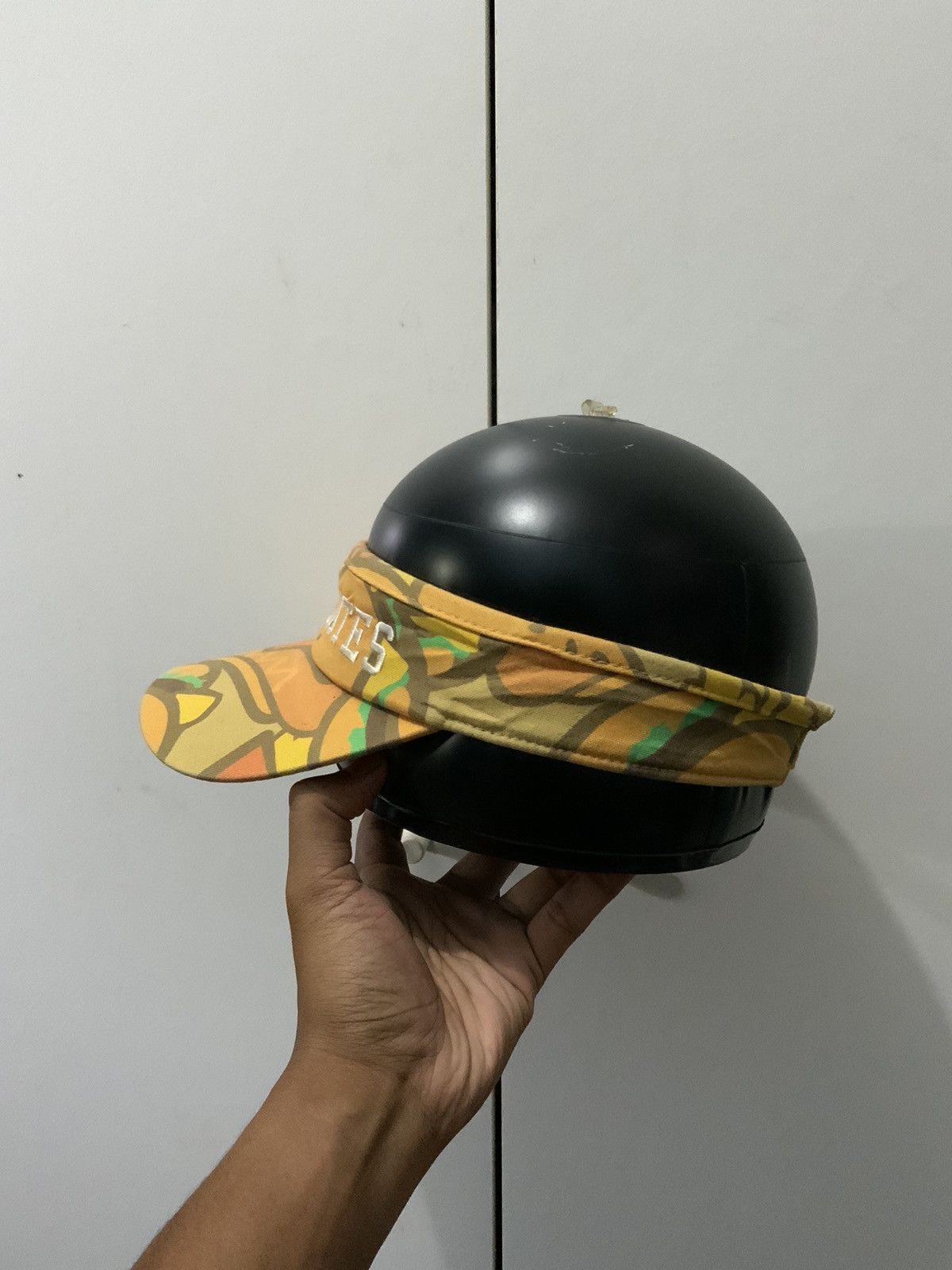 Hat Club Pearly Gates Spellout Visor Sport Hat Size ONE SIZE - 2 Thumbnail