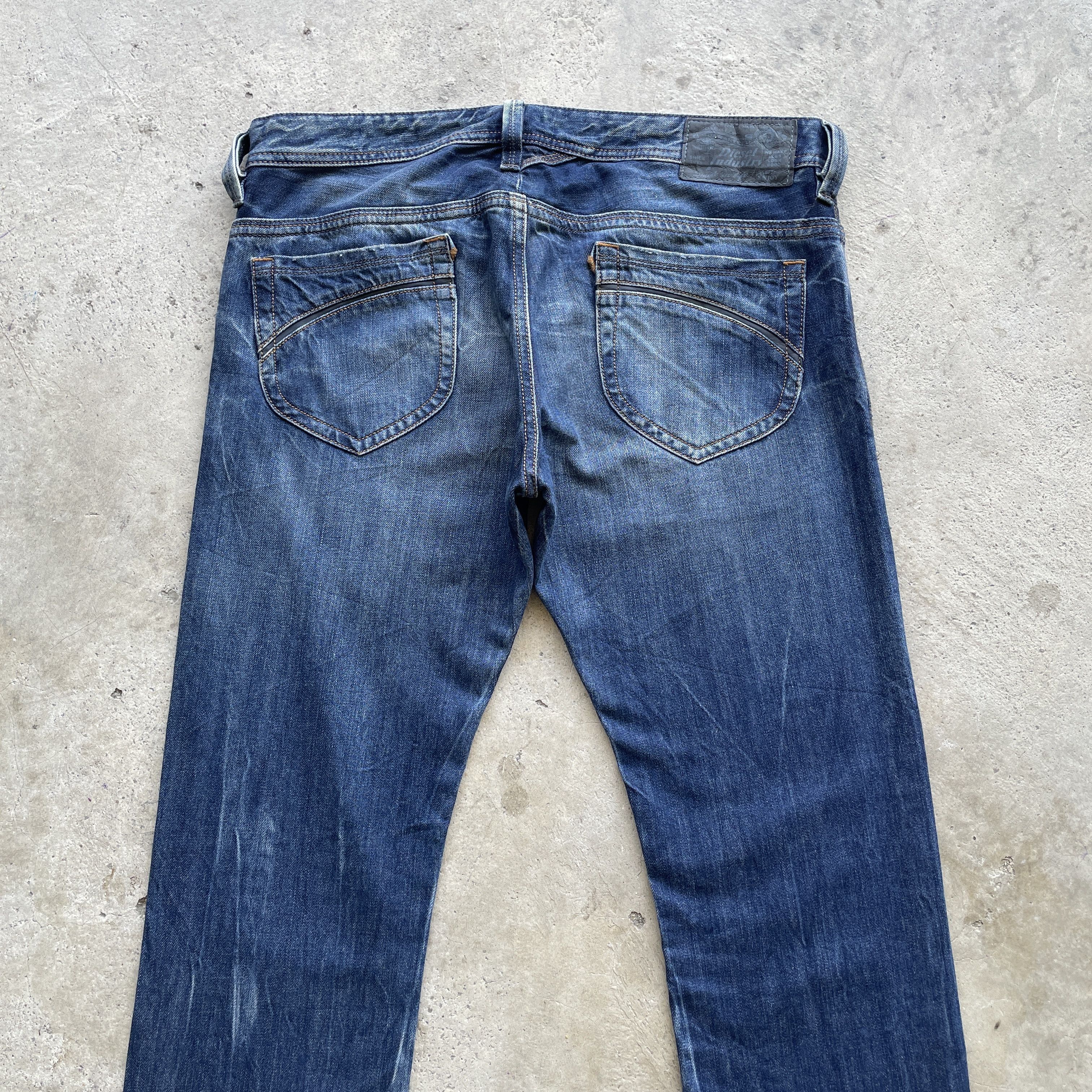 Diesel Vintage Diesel Industry Denim Faded Distressed Jeans Pants Size US 35 - 11 Thumbnail