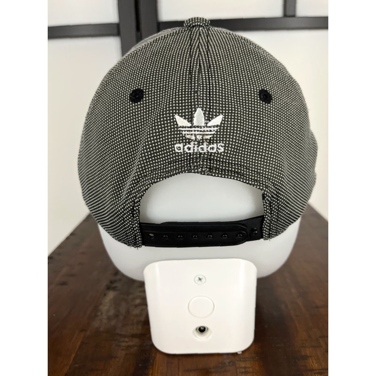 Adidas Adidas Hat Cap Snap Back Adult One Size Gray Houndstooth Cotton Poly Blend Mens Snapback Hat Gris Gray Beach Outdoor Adjustable Baseball Cap Size ONE SIZE - 6 Thumbnail