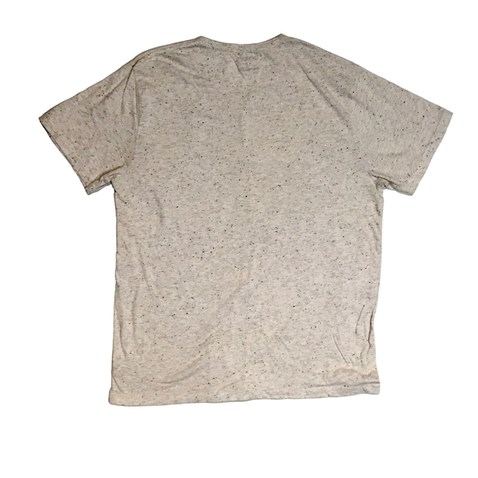 Old Navy Old Navy T Shirt Size US L / EU 52-54 / 3 - 4 Thumbnail