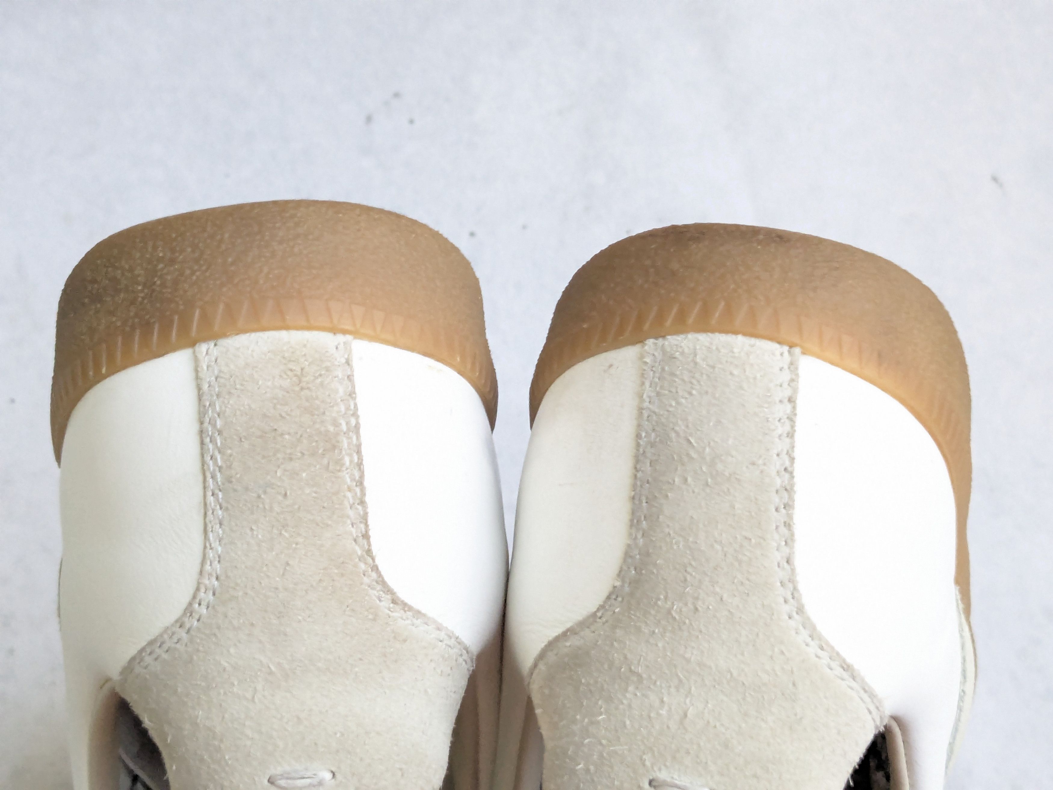Maison Margiela Maison Margiela Replica GAT White Gray 9 42 Low Tops Size US 9 / EU 42 - 12 Thumbnail