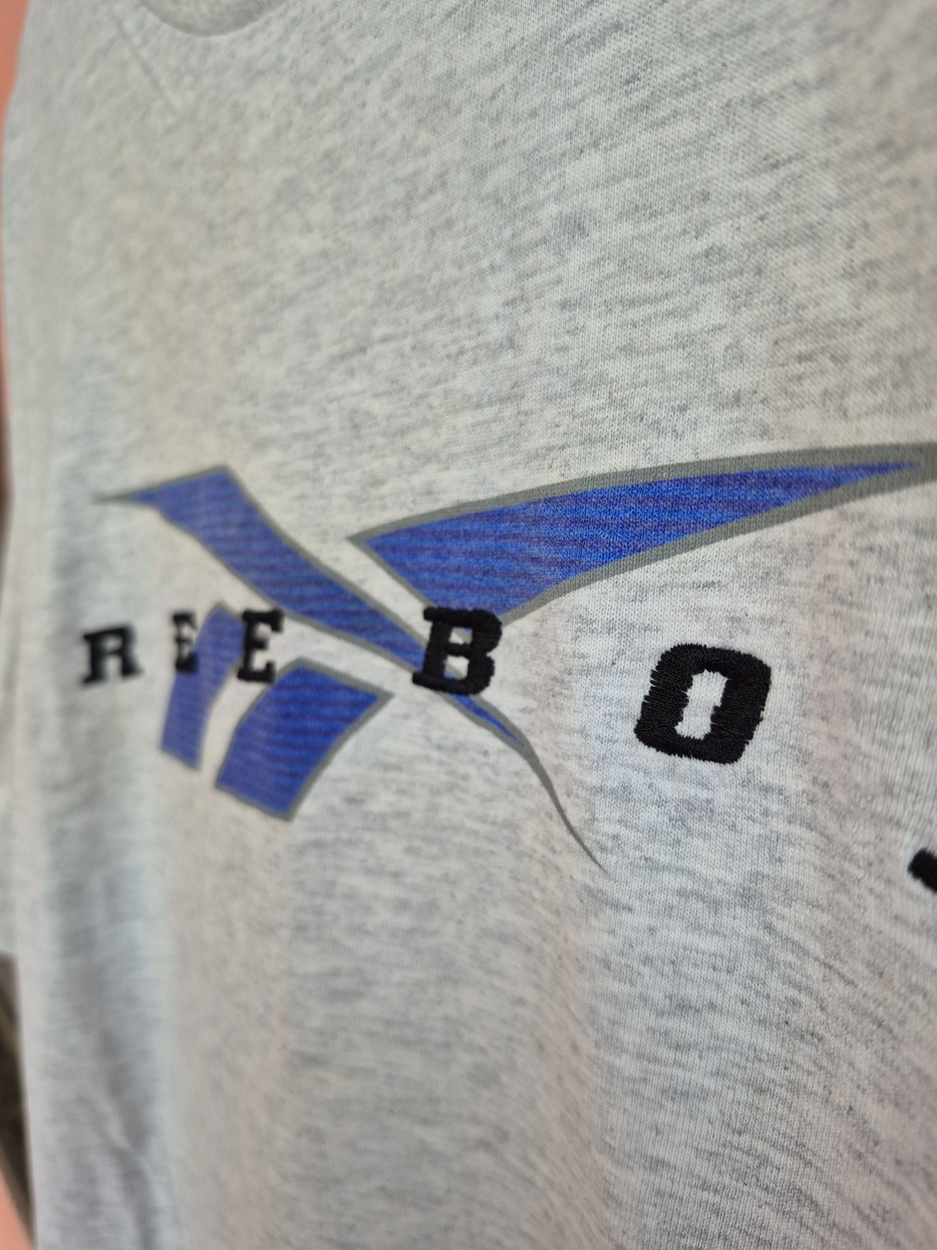Reebok 🔥 Vintage Y2K Reebok Big Logo Embroidery Tee Size US XL / EU 56 / 4 - 3 Thumbnail
