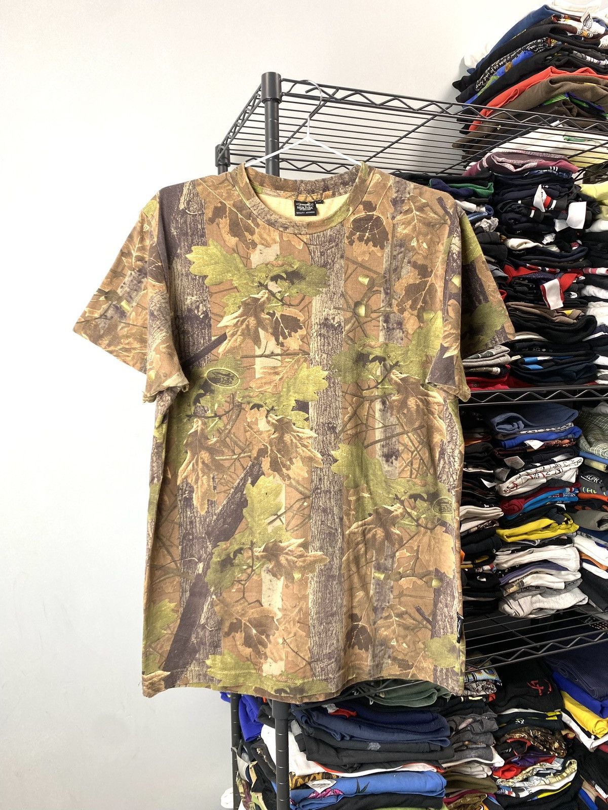 Japanese Brand Y2K Vintage Forest Camo Tee Shirt Archive Hype Carhartt Size US M / EU 48-50 / 2 - 1 Thumbnail