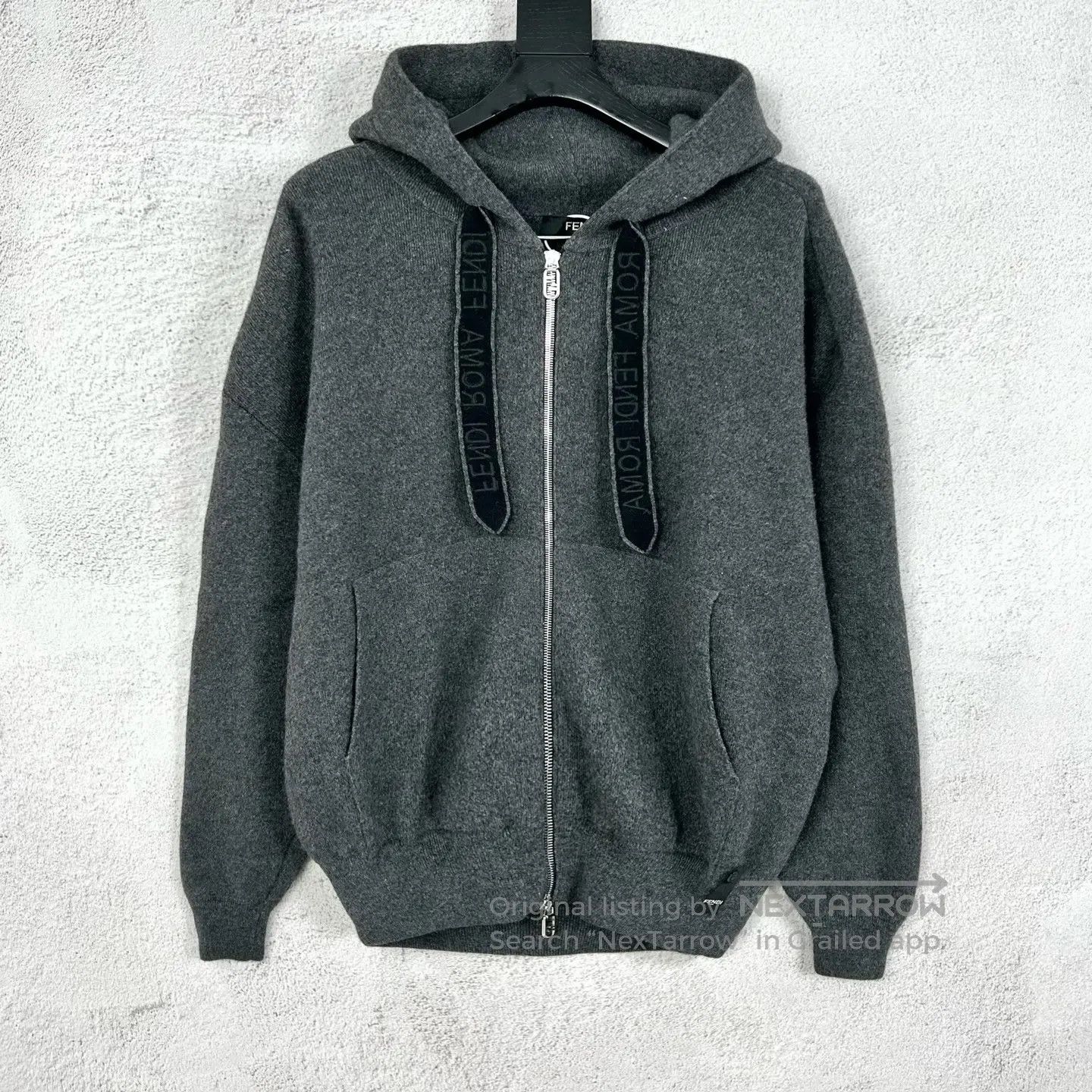 Fendi FENDI size44 New Dark Gray Cashmere-Wool Blend Hooded Cardi Size US S / EU 44-46 / 1 - 1 Thumbnail
