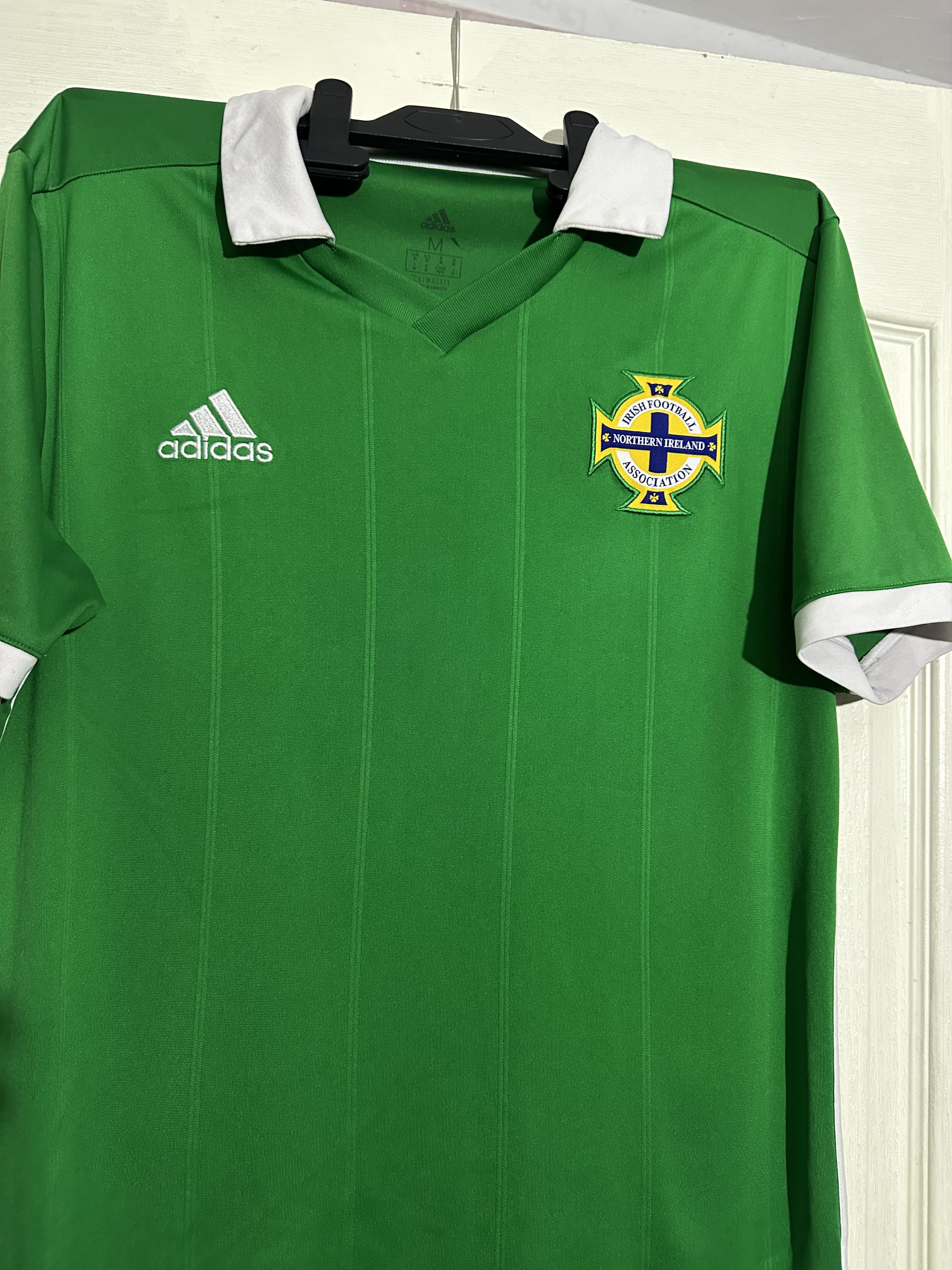 Adidas North Ireland 2017-2018 Home Soccer Jersey Football Size US M / EU 48-50 / 2 - 2 Thumbnail
