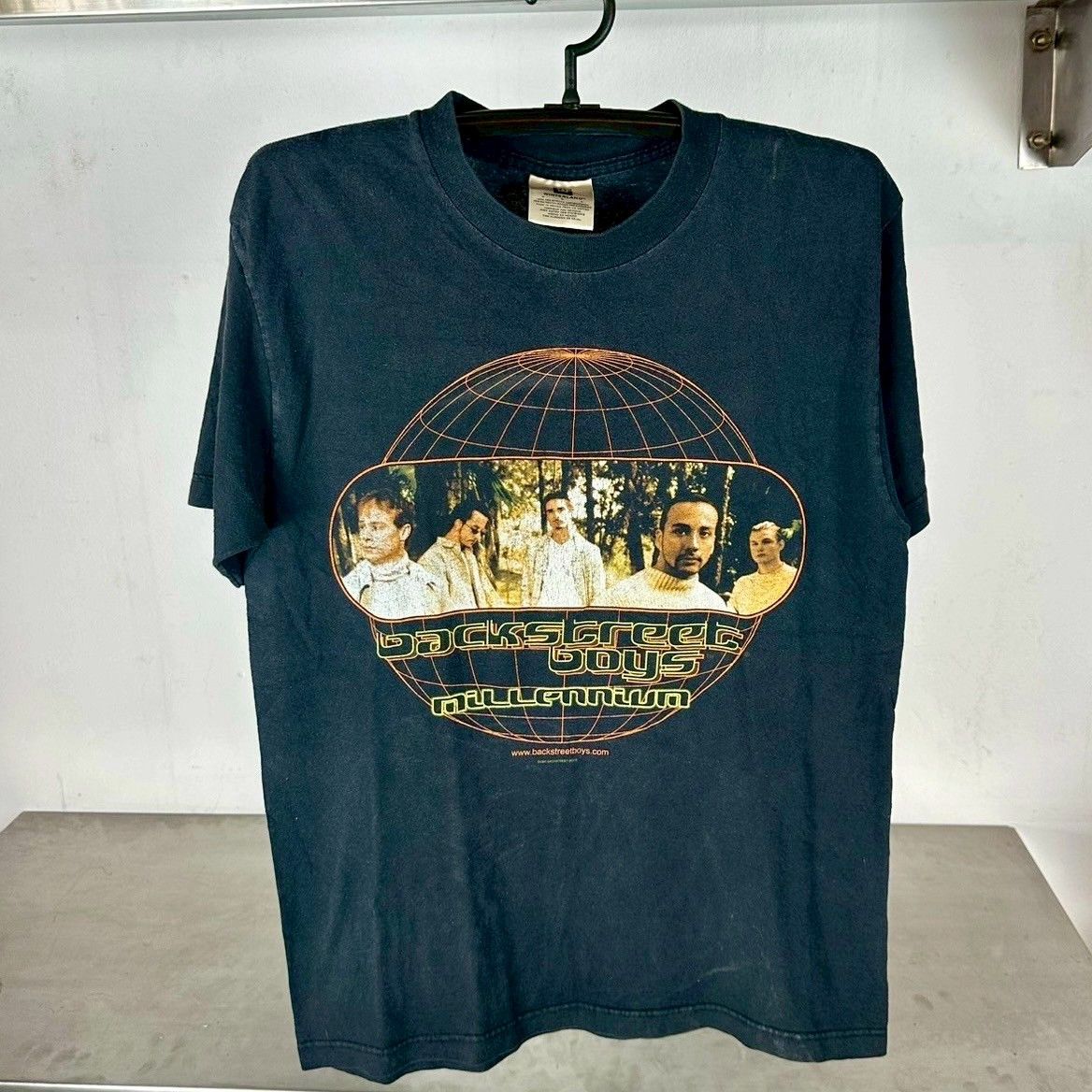 Vintage Vintage 1998 Buffy the Vampire Slayer TV Show Promo T-shirt Size US XL / EU 56 / 4 - 1 Thumbnail