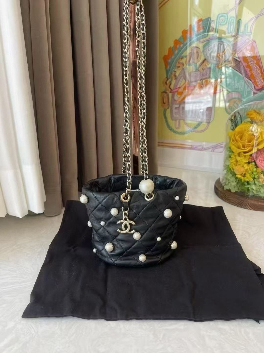 Chanel Pre-loved Bag Very good condition Size ONE SIZE - 1 Thumbnail