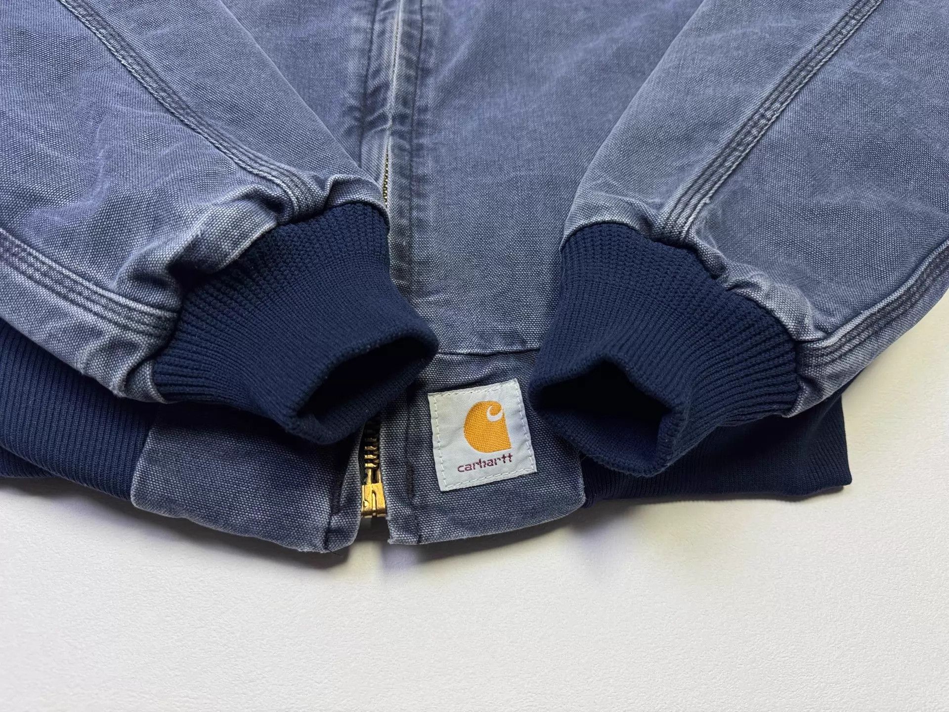 Carhartt Vtg Carhartt JQ2083 INDIGO Hooded Work Jacket S Size US S / EU 44-46 / 1 - 3 Thumbnail