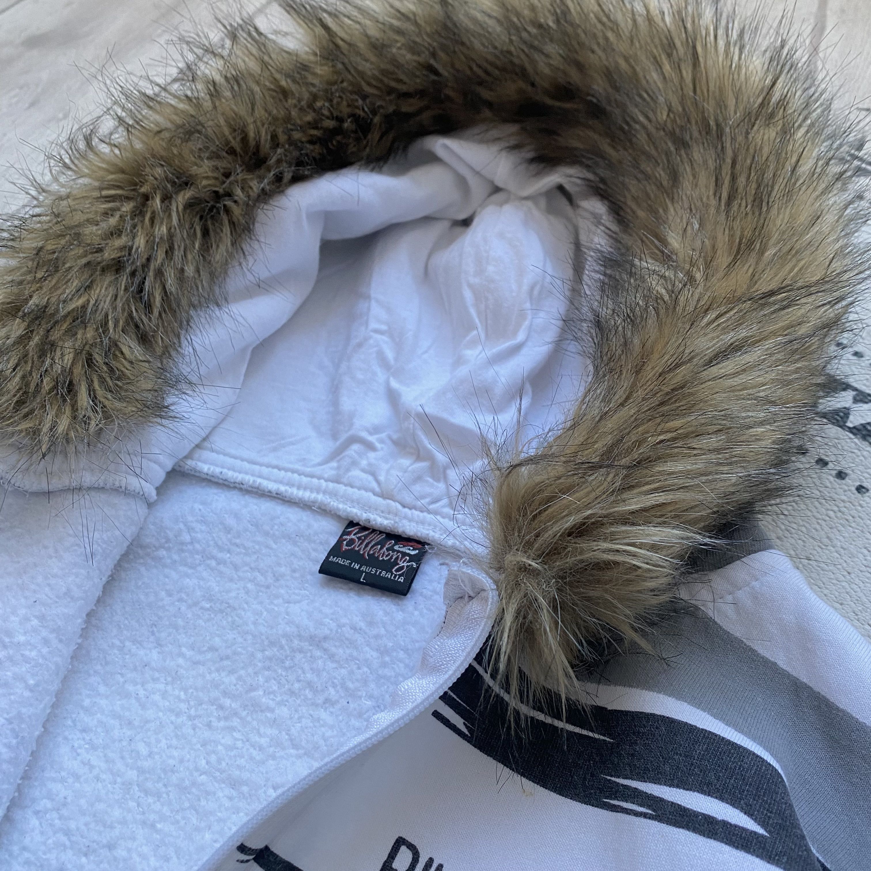 If Six Was Nine Y2K 2000s If Six Was Nine Style Faux Fur Hoodie Billabong Size US M / EU 48-50 / 2 - 8 Thumbnail