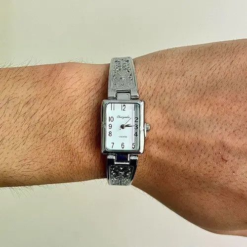 VIBE 2000s vintage rectangle stainless steel quartz luxury watch Size ONE SIZE - 3 Thumbnail