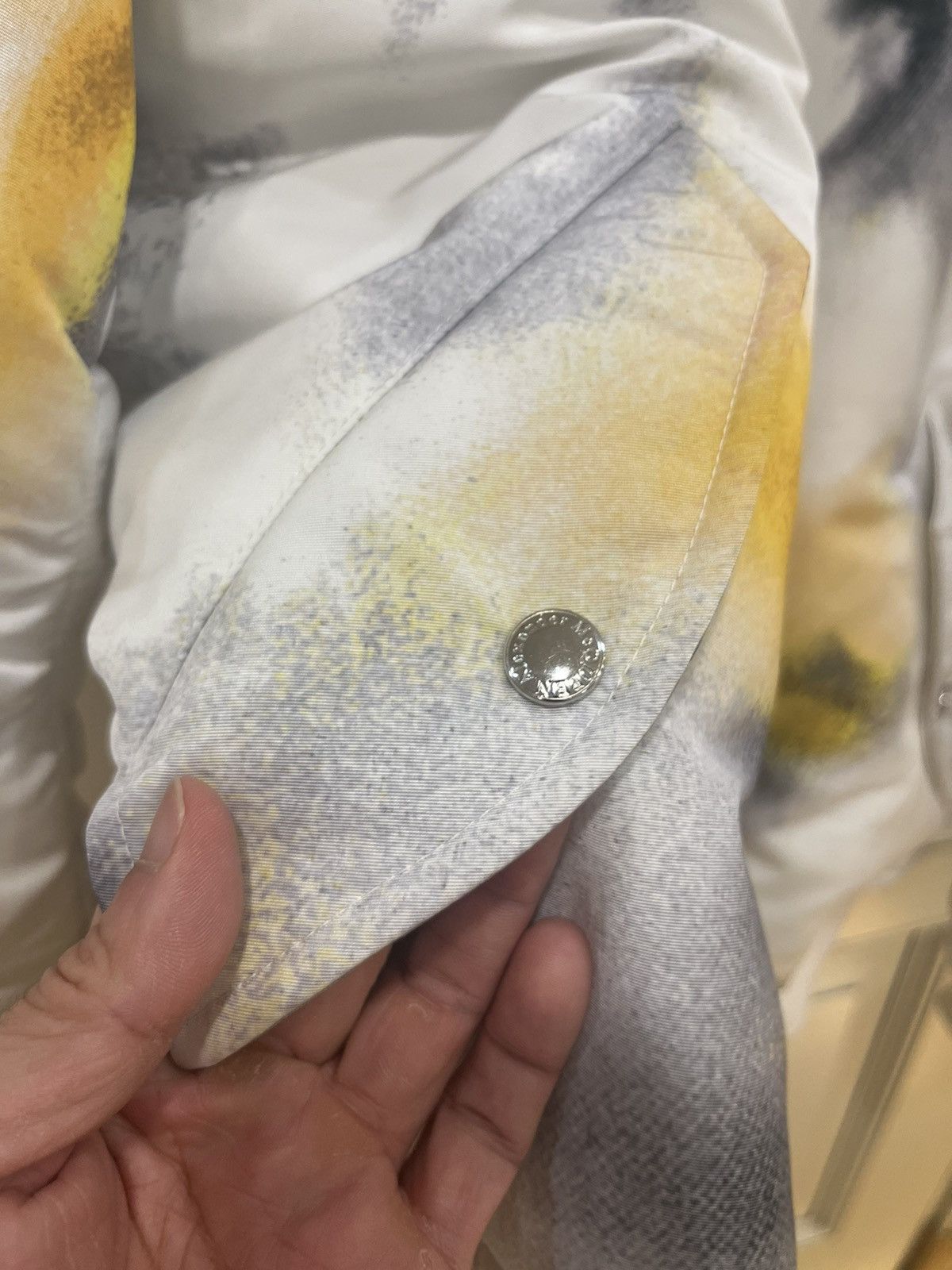 Alexander McQueen Obscured flower padded bomber jacket size 48 Size US M / EU 48-50 / 2 - 10 Thumbnail