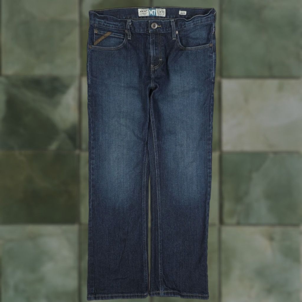 Ariat Ariat M7 Slim Straight Jeans Mens 33x30 Blue Fade Denim Cowboy Western Zip Slimming M7 Slim Straight Jeans Mens 33x30 Blue Fade Denim Cowboy Western Size US 33 - 1 Thumbnail