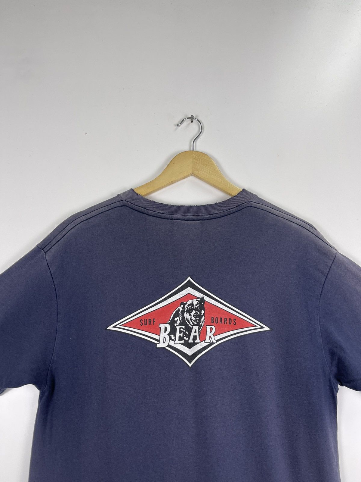 Vintage Vintage Surf Board Bear T-Shirt Size US M / EU 48-50 / 2 - 11 Thumbnail