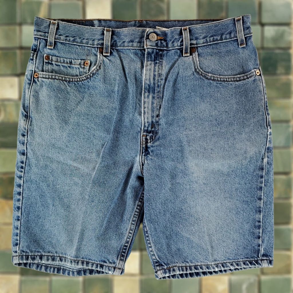 Levi's VINTAGE Levi's 505 VTG 90s Jean Shorts Blue Regular Fit 36 Mens 8.5 Inseam Jorts Size US 36 / EU 52 - 1 Thumbnail