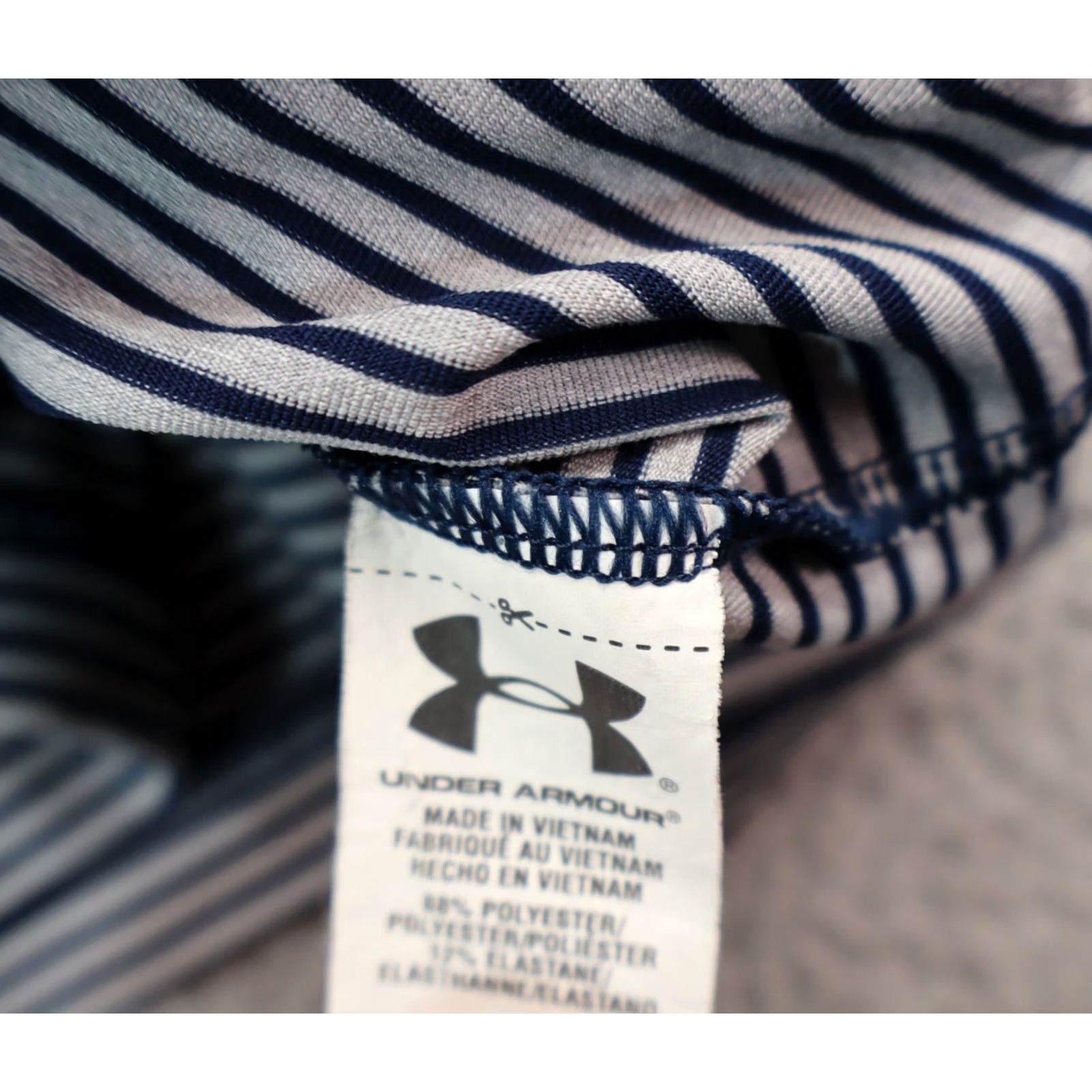 Under Armour Under Armour Mens 2XL Polo Shirt Gray Striped Short Sleeve Collared Button Logo Activewear Golf Shirts Mens Size US XXL / EU 58 / 5 - 6 Thumbnail