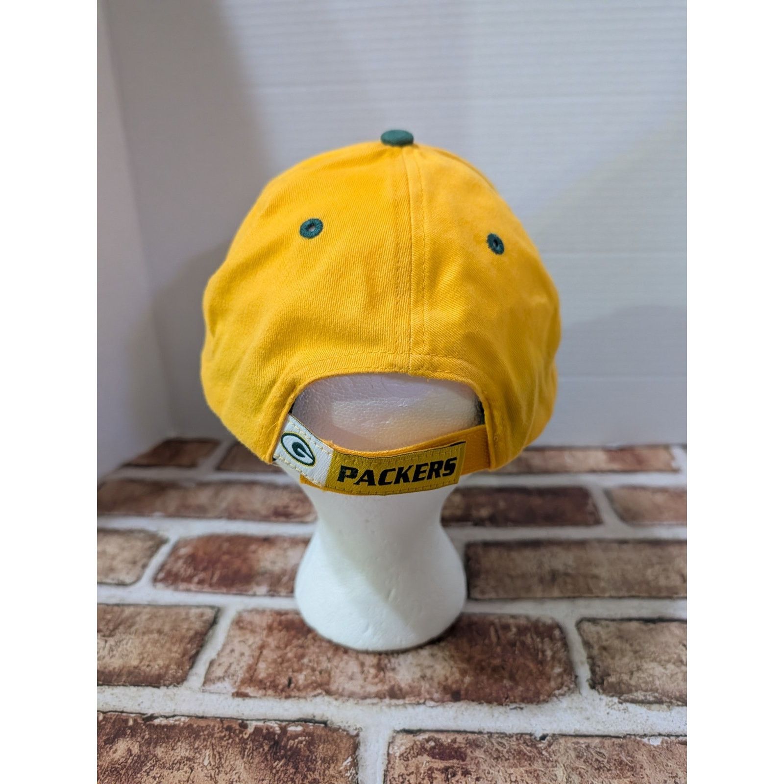 NFL Vintage Green Bay Packers Strapback Hat Embroidered Big Logo Size ONE SIZE - 3 Thumbnail
