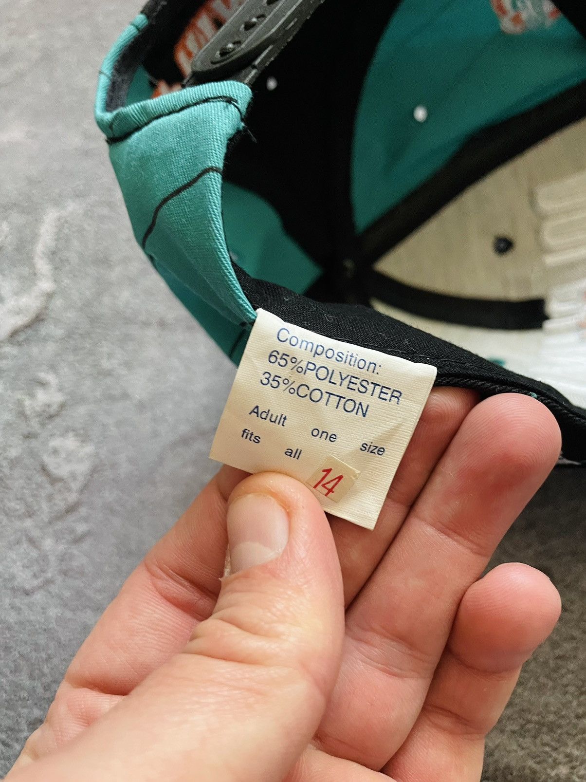 NFL Vintage 90s Miami Dolphins NFL Team 1994 Cap / SnapBack Size ONE SIZE - 9 Thumbnail