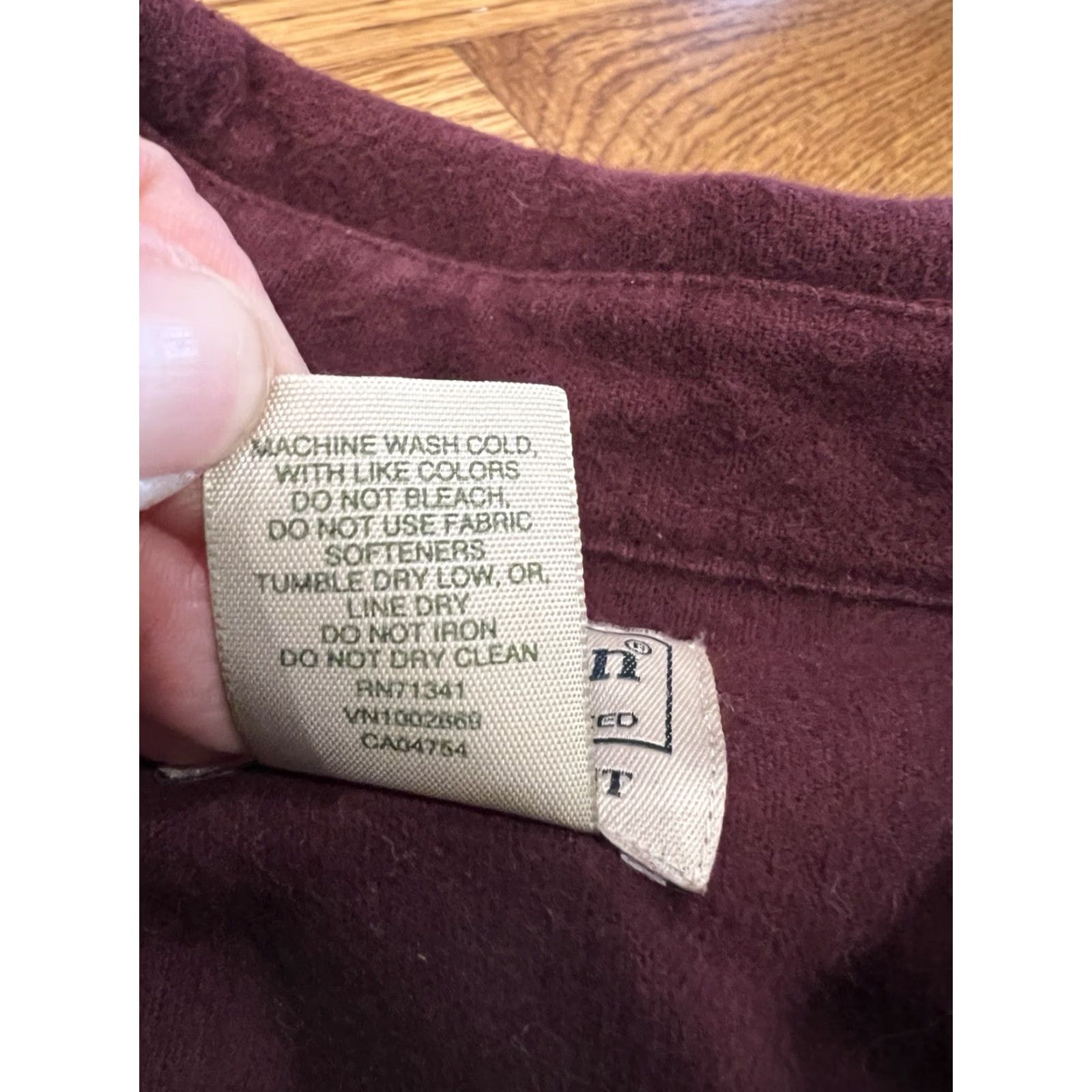 Vintage LL Bean Chamois Cloth Shirt Mens 2XLT Maroon Flannel Long Sleeve Button-Up Regular Fit USA Theme Casual Workwear Weatherproof Size US XXL / EU 58 / 5 - 4 Thumbnail