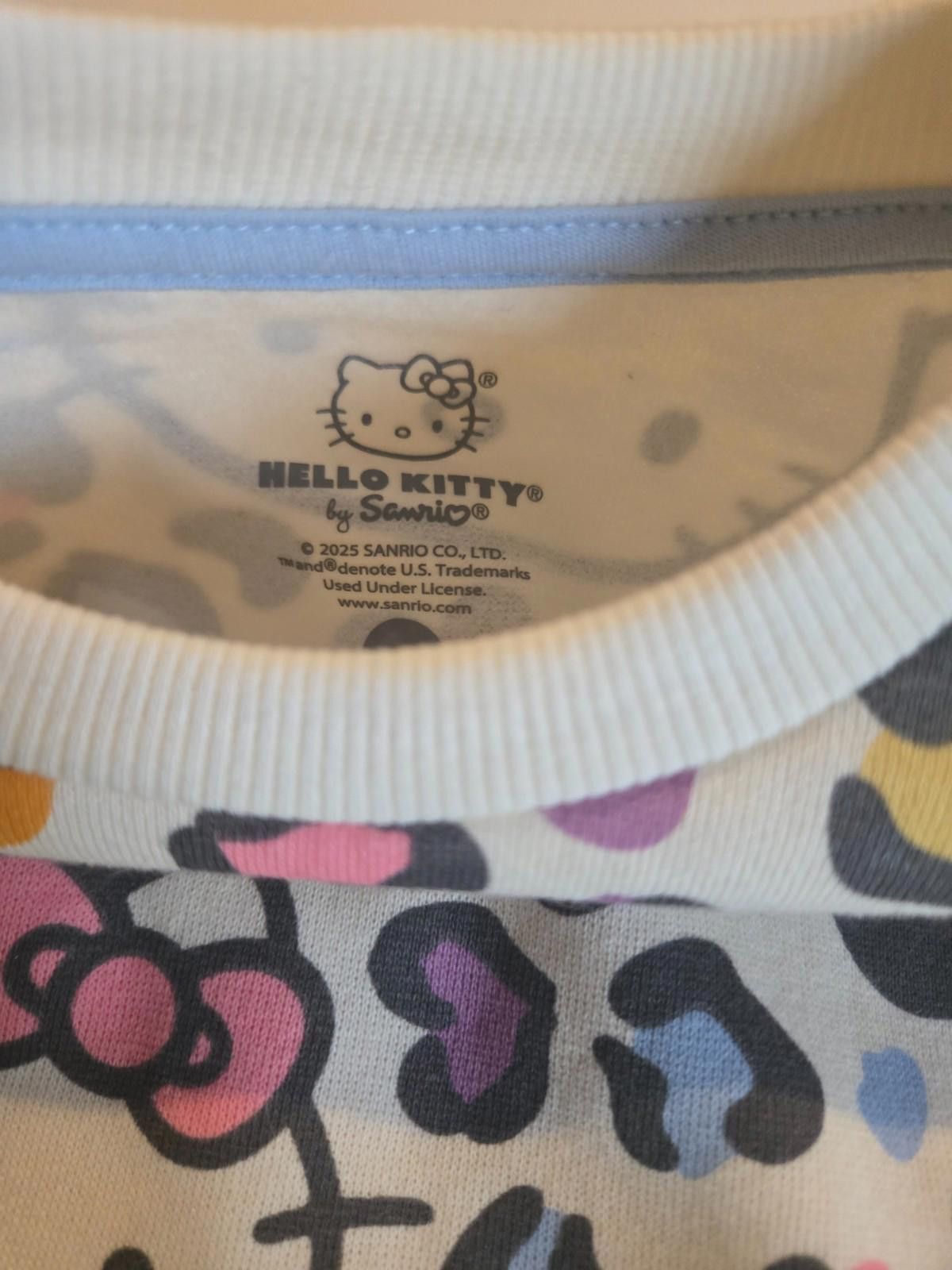 Other Hello Kitty 2 Pc.Set Sweatshirt Sweatpants 12 Months NWT Size ONE SIZE - 5 Thumbnail