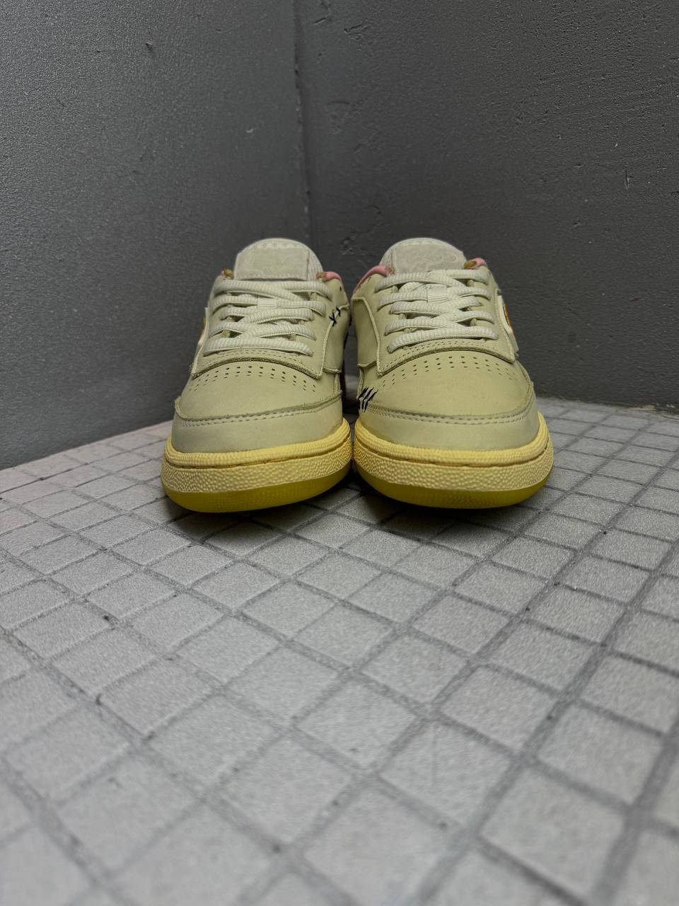 Reebok TOM AND JERRY x Reebok Size US 5.5 / EU 38 - 3 Thumbnail