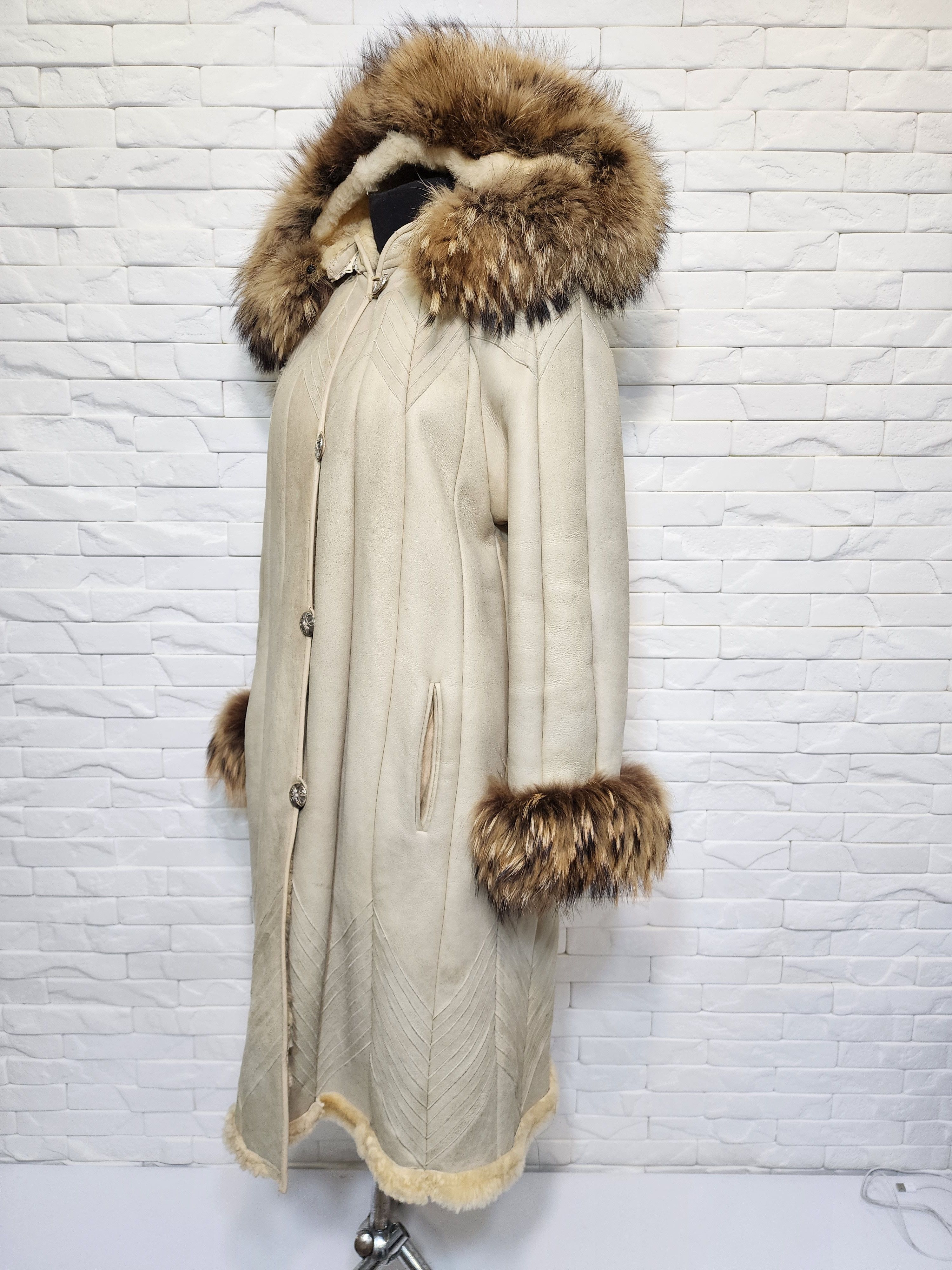 Genuine Leather Gray Sheepskin Hooded Coat: Women's Genuine Fur Size XL / US 12-14 / IT 48-50 - 3 Thumbnail