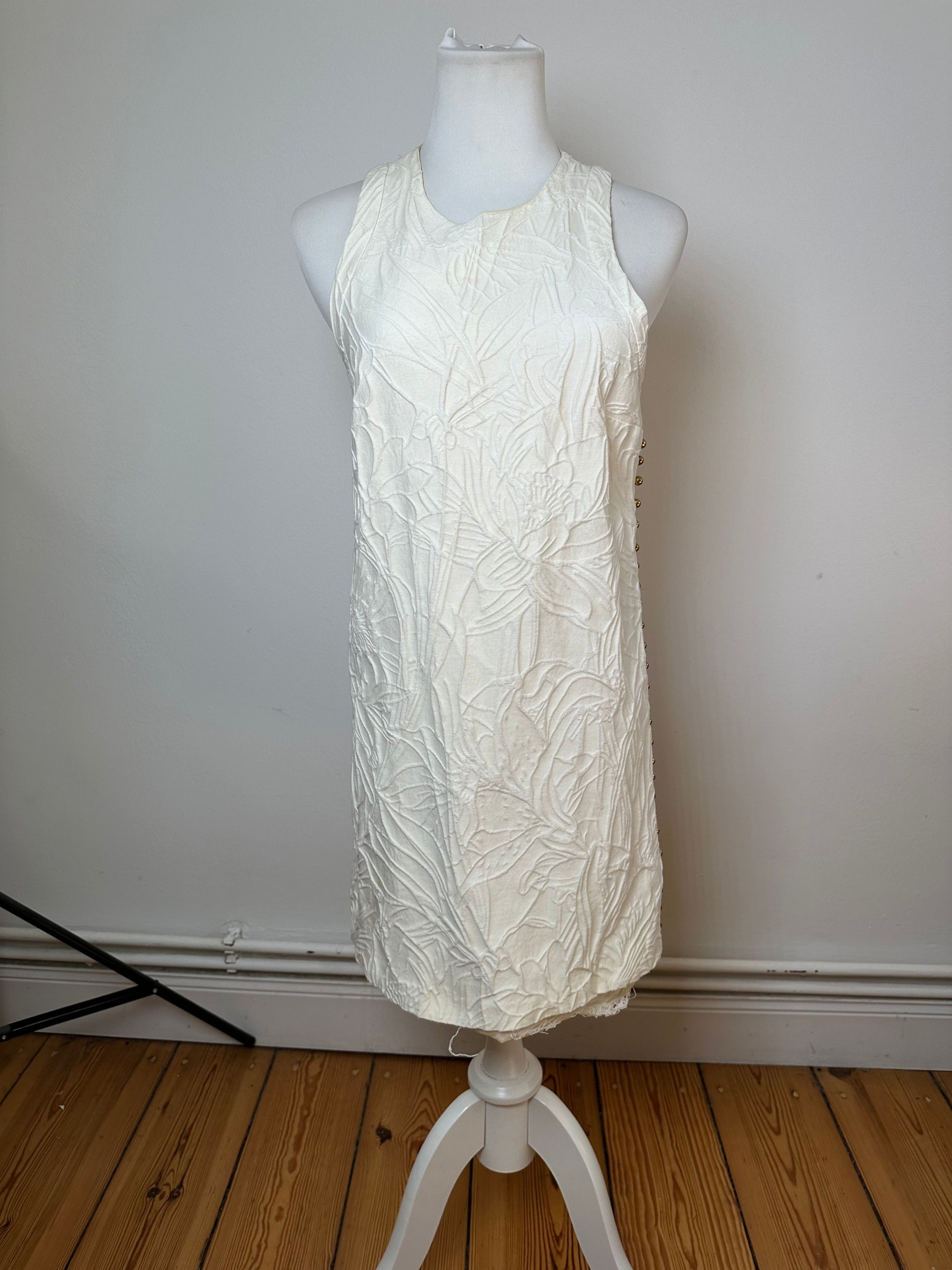 Gucci Vintage Floral Quilted Shift Dress Cream S Size S / US 4 / IT 40 - 1 Thumbnail