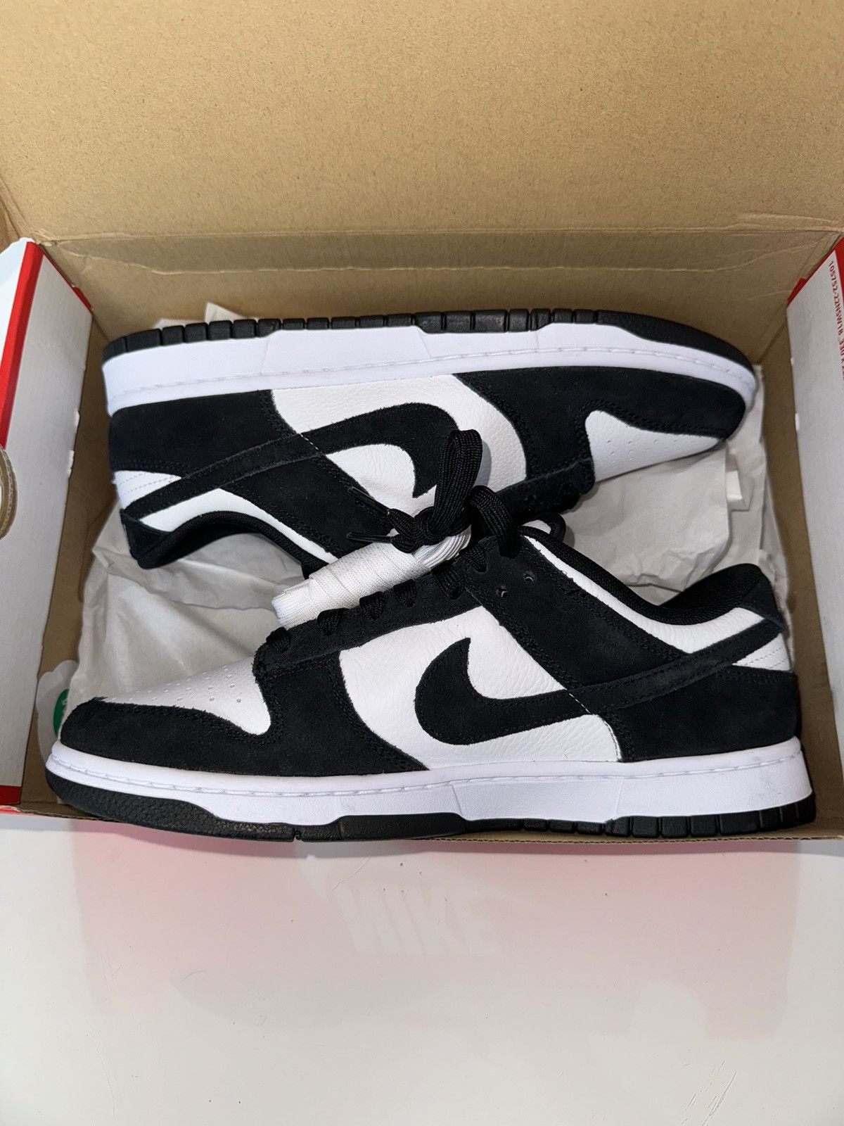 Nike Nike Dunk Low Retro Se Suede Panda 43 EU FQ8249-100 Size US 9.5 / EU 42-43 - 3 Thumbnail