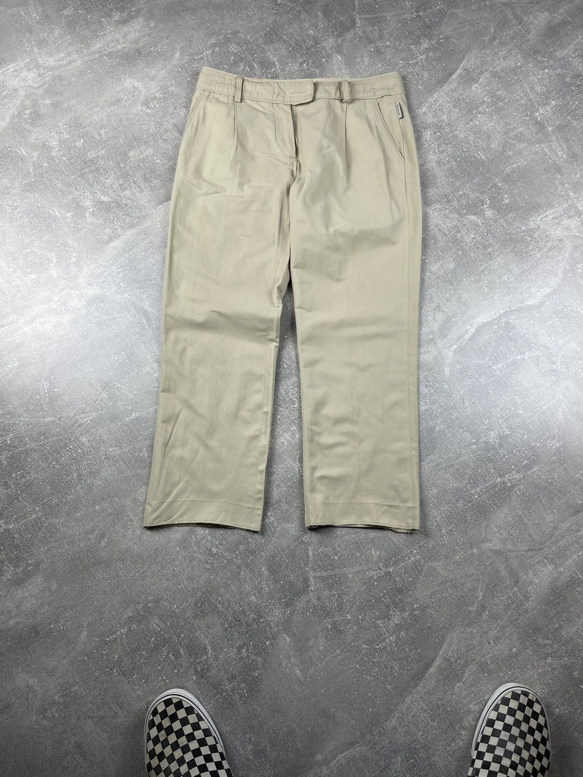 Moncler × Vintage Moncler Vintage Beige Womans Breeches Shorts Size 27" / US 4 / IT 40 - 1 Thumbnail