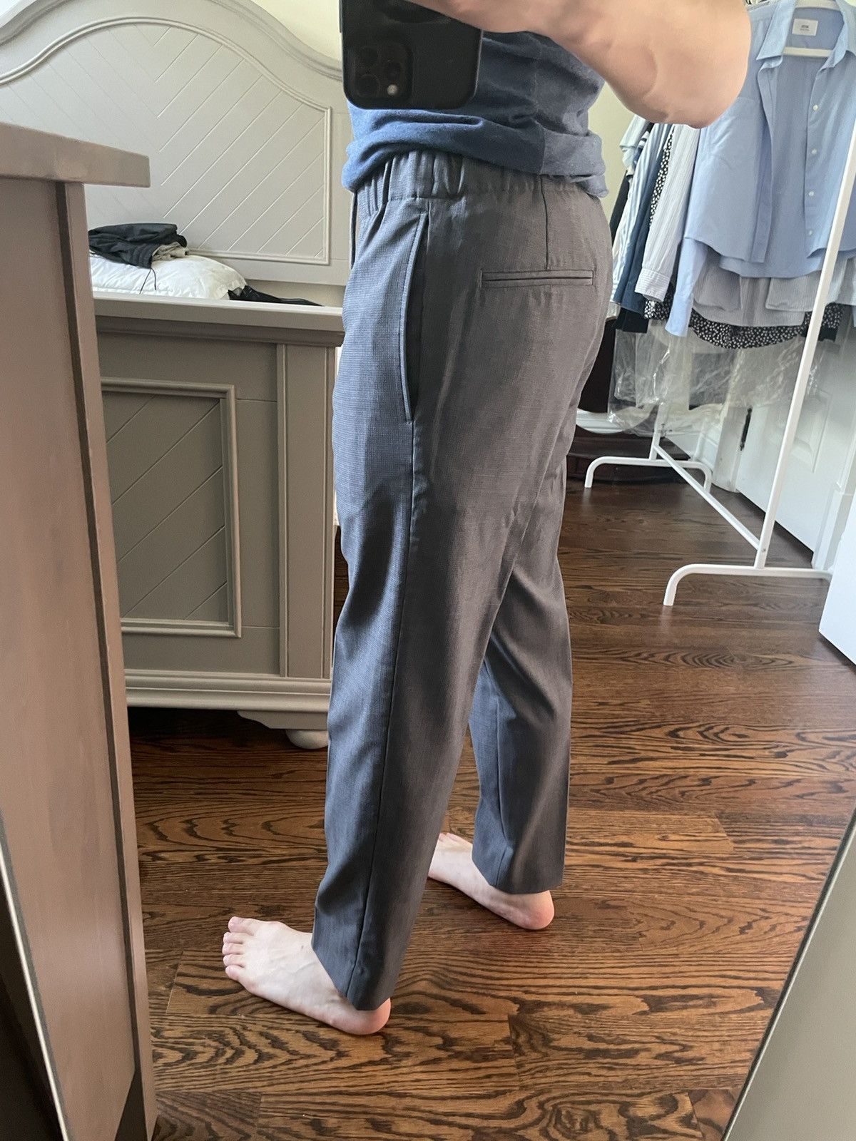 Club Monaco Club Monaco light grey drawstring casual pants Size US 28 / EU 44 - 8 Thumbnail