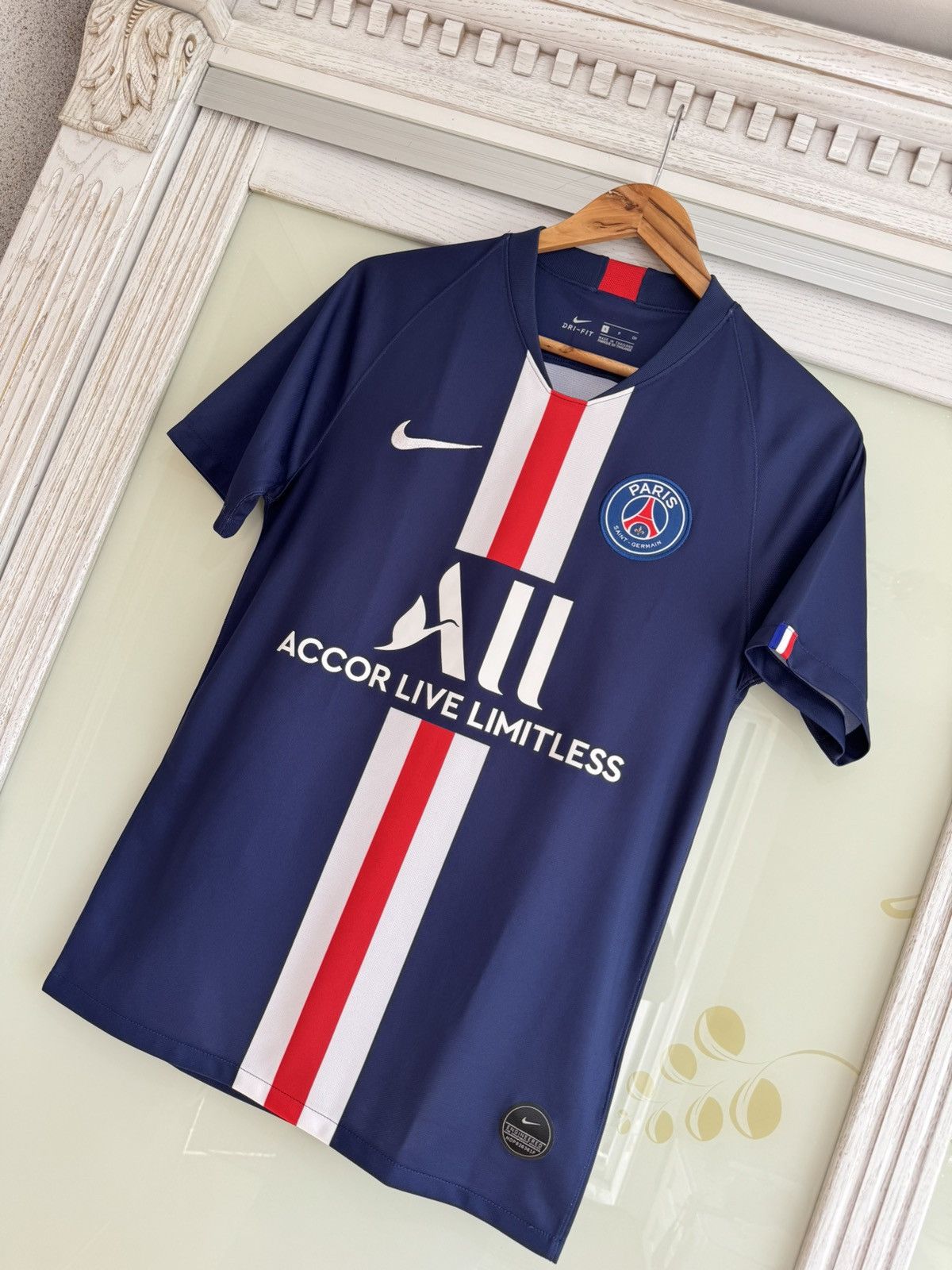 Nike Paris Saint Germain PSG 2019-2020 Home Soccer Jersey Kit Size US S / EU 44-46 / 1 - 4 Thumbnail
